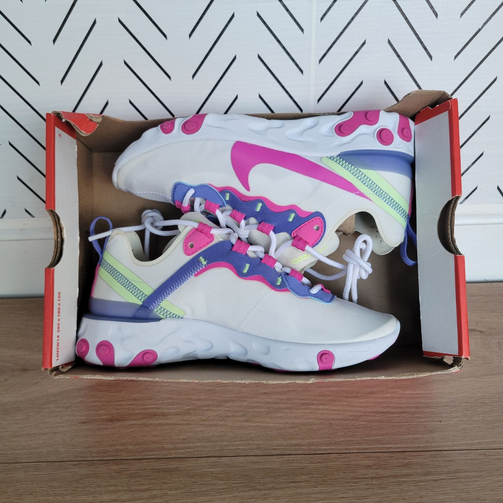 Nike ⭐Nike React Element 55 Womens Athletic Running Shoes 5 Whit Size US 5 / IT 35 - 7 Thumbnail