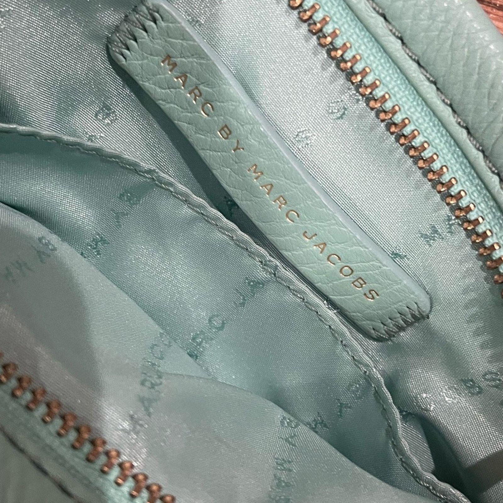 Marc Jacobs MARC JACOBS Mint Leather Classic Q Percy Crossbody Bag Size ONE SIZE - 8 Thumbnail
