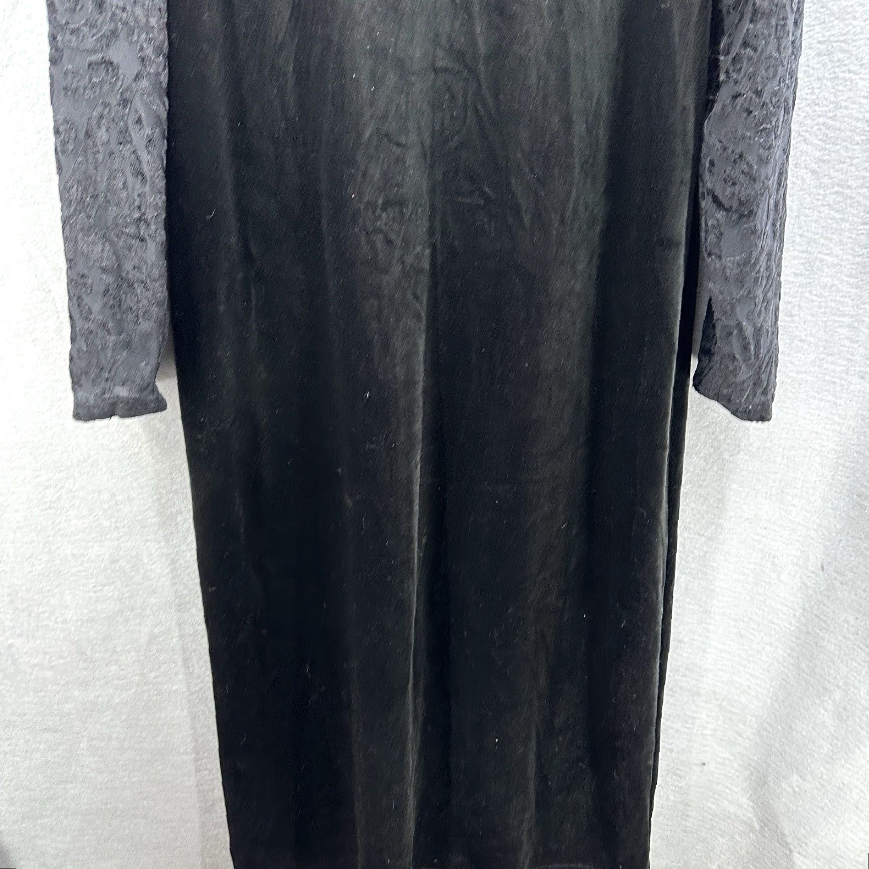 Diane von Furstenberg VINTAGE Diane von Furstenberg Black Velvet Maxi Dress Women L Bohemian Witchy 90s Dress Size L / US 10 / IT 46 - 4 Thumbnail