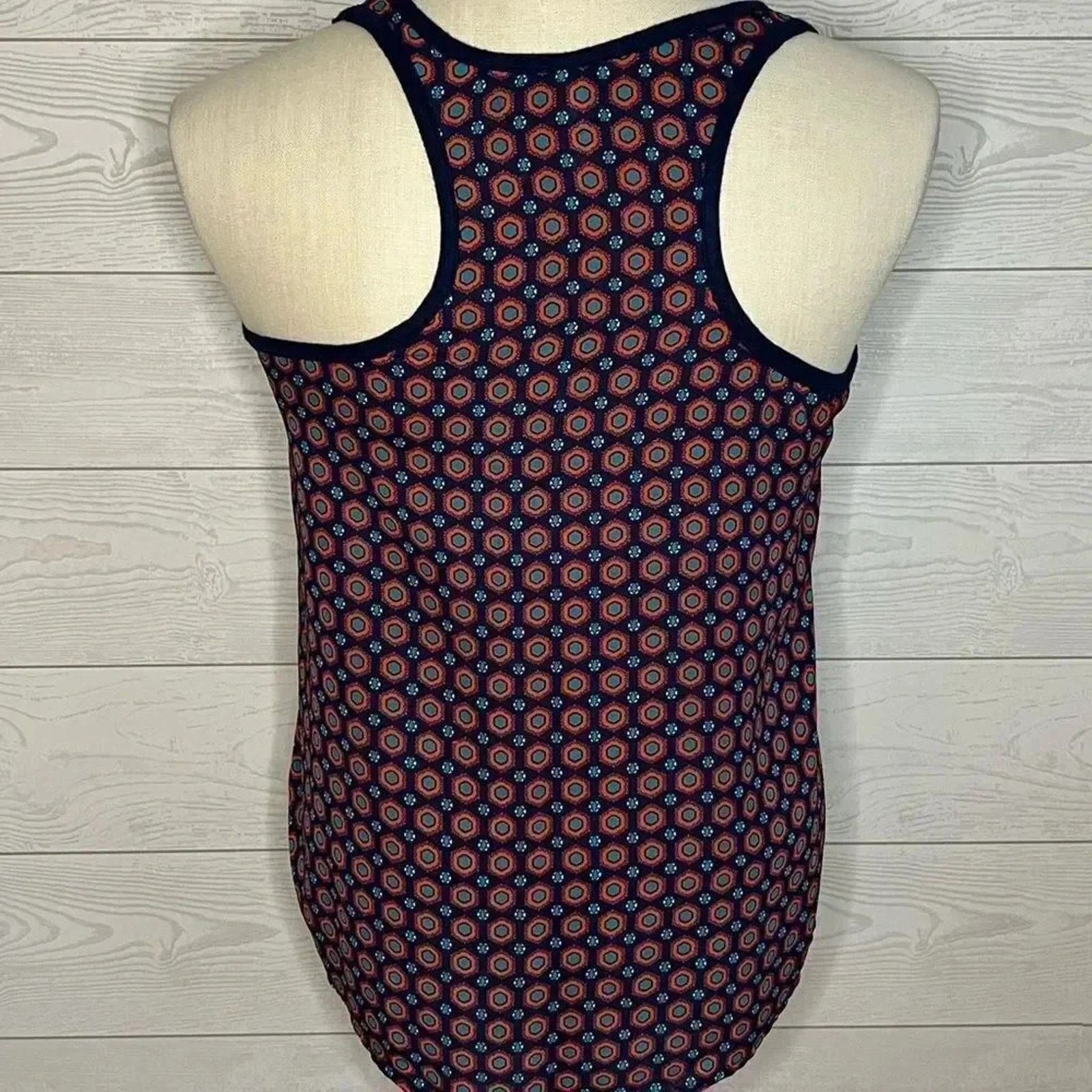 Other Xhilaration racerback geometric tank top Size small Size S / US 4 / IT 40 - 4 Thumbnail