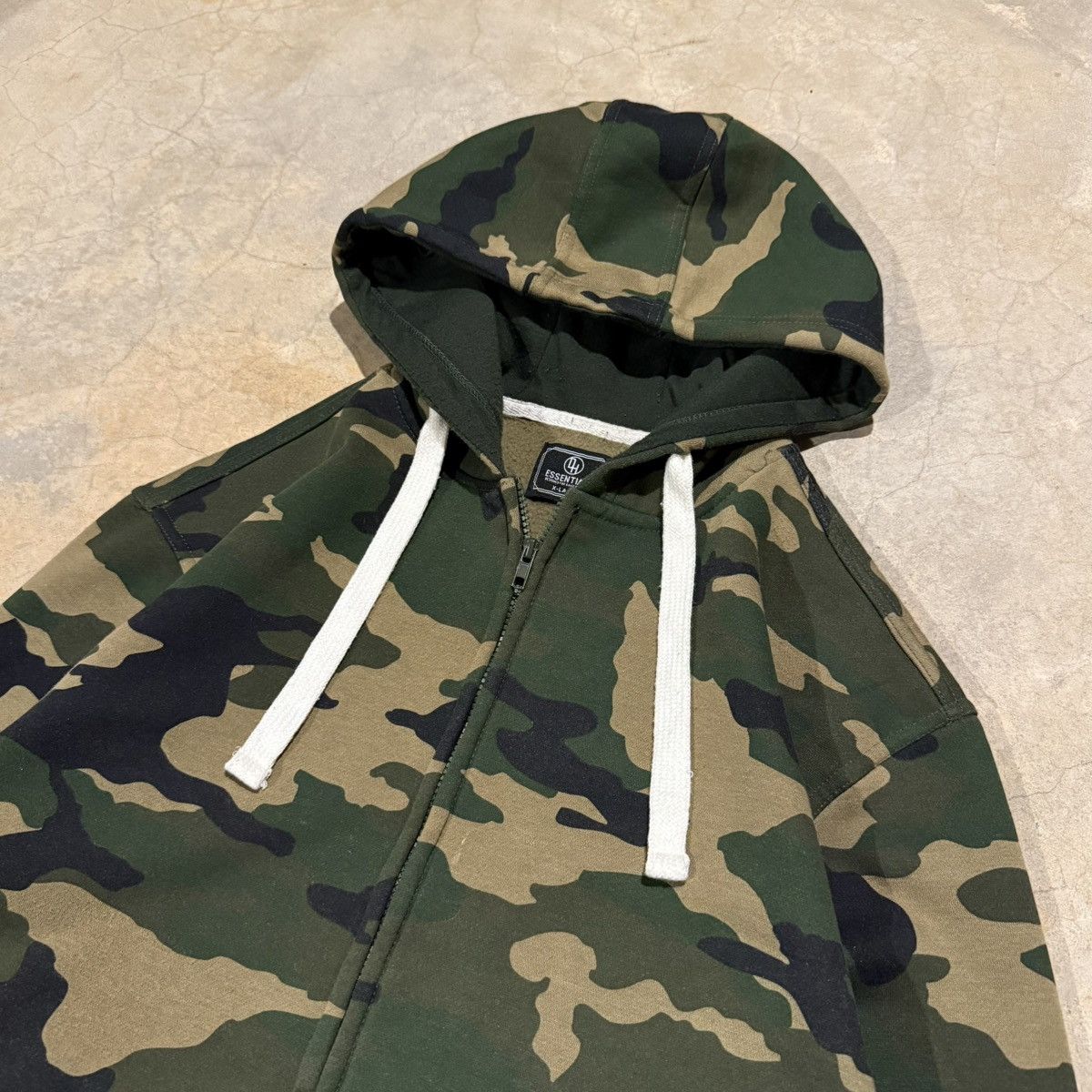 Vintage Vintage Woodland Camo Zip Up Hoodie Grunge ERD Y2K Skater Size US XL / EU 56 / 4 - 3 Thumbnail