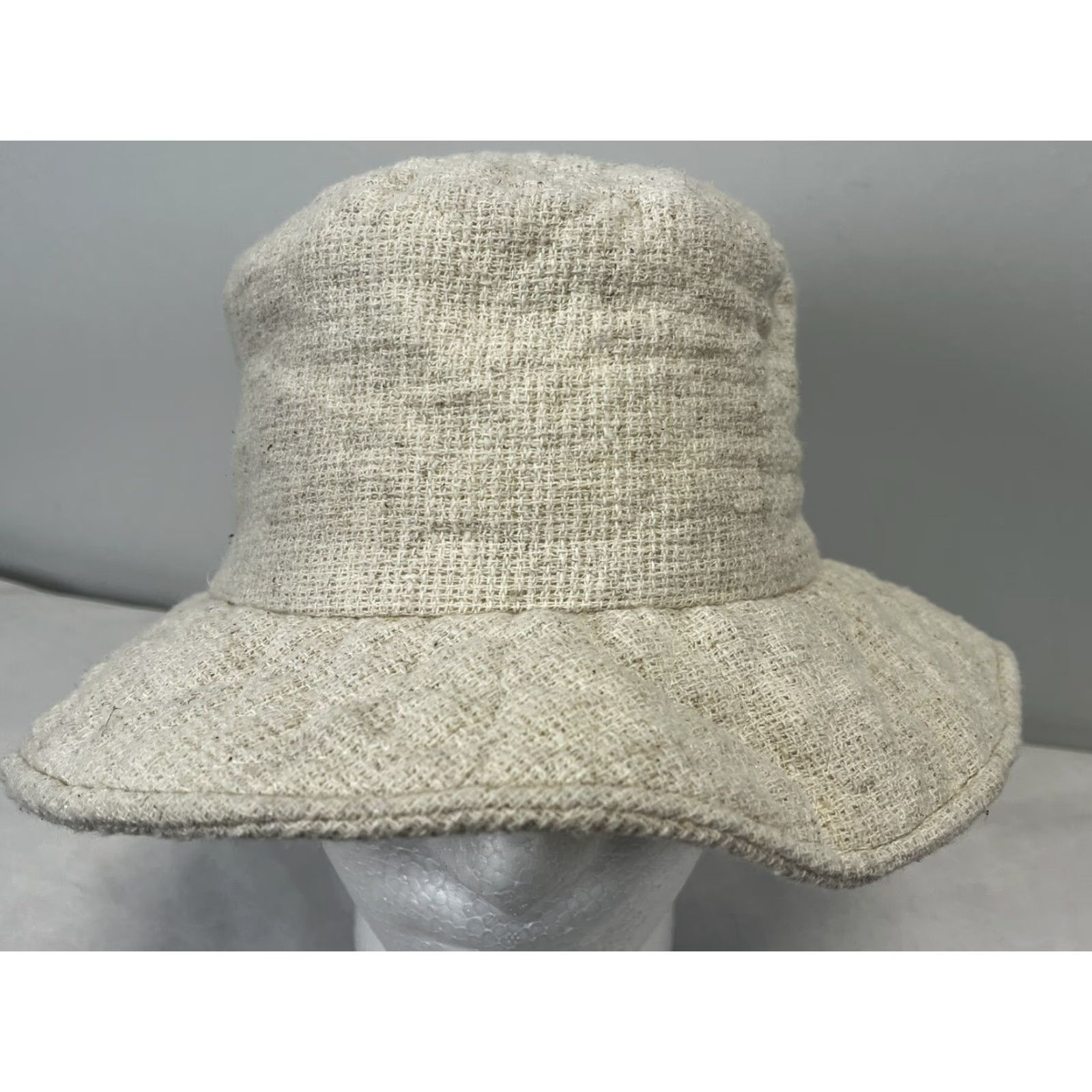 Lord & Taylor VINTAGE Lord & Taylor Quilted Bucket Hat Beige Unisex GUC 1990s Bucket Hat Mens Womens Size ONE SIZE - 5 Thumbnail