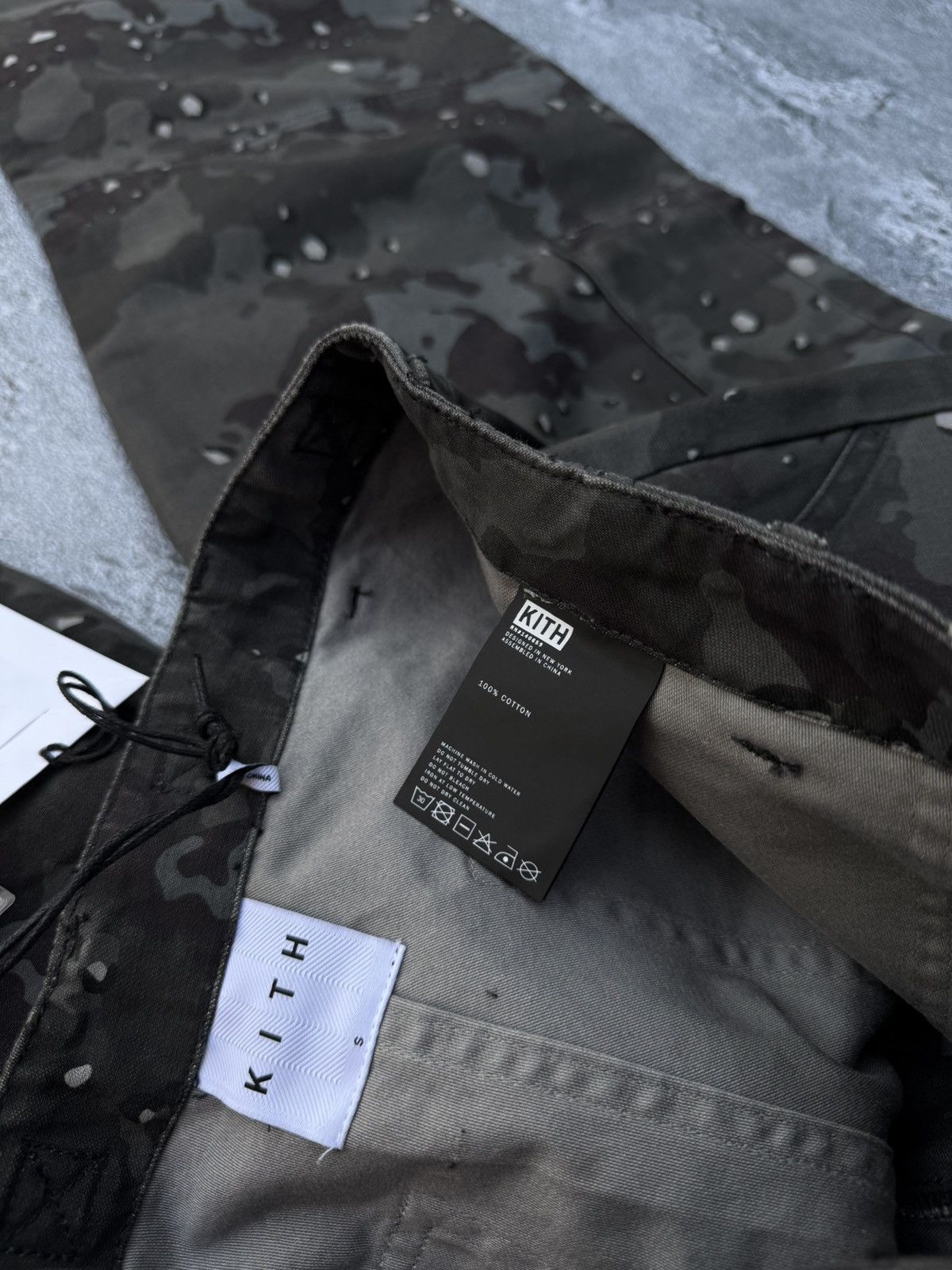 Kith NWT Kith Jaden Midnight Cookie Camo Logo Wide Aviator Pants Size US 30 / EU 46 - 11 Thumbnail