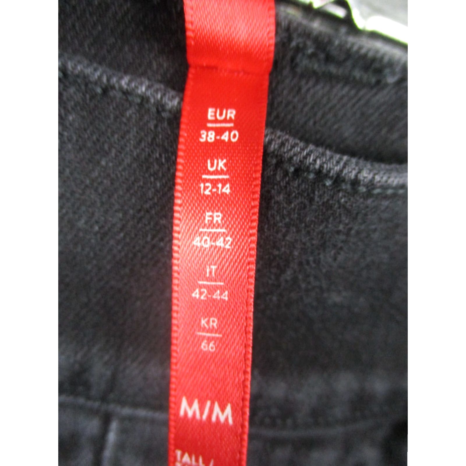 Spanx Spanx Jeans Ankle Leggings Women Medium Black Pull On Stretch Shaping Size 32" / US 10 / IT 46 - 5 Thumbnail