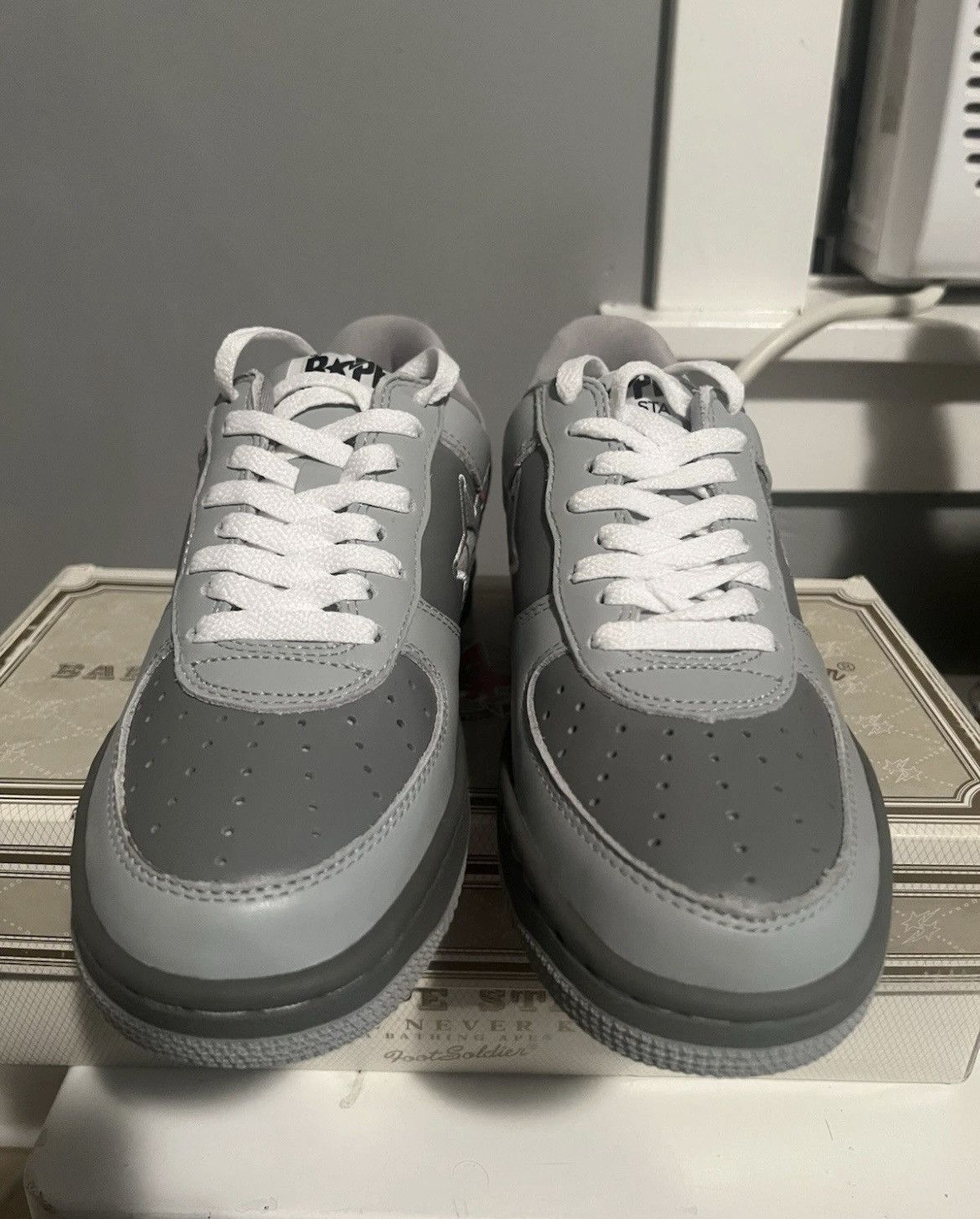 Bape × Kaws RARE OG 2005 A BATHING APE X KAWS BAPESTA Size US 8 / EU 41 - 3 Thumbnail