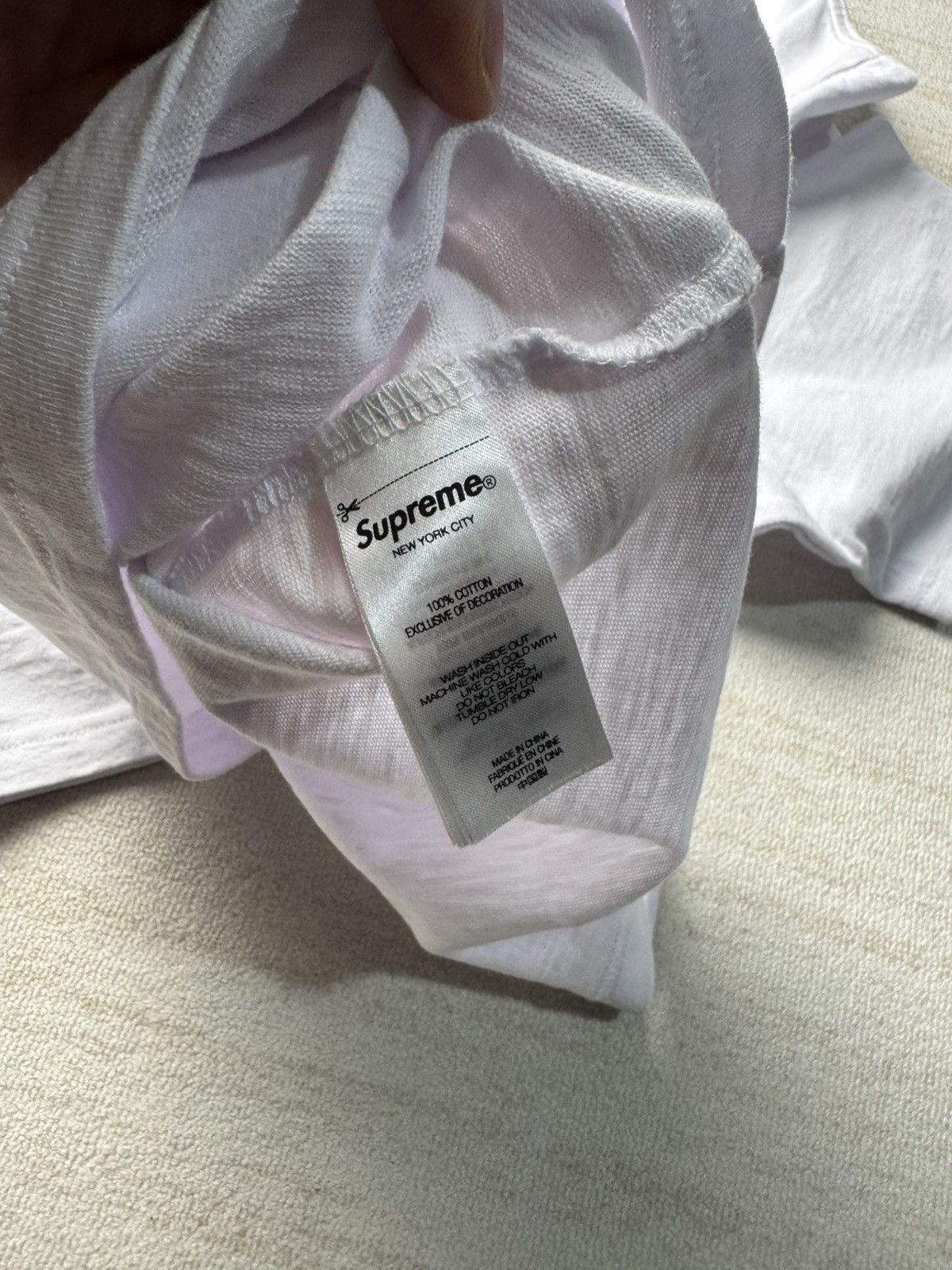 Supreme Old english tee Size US L / EU 52-54 / 3 - 4 Thumbnail