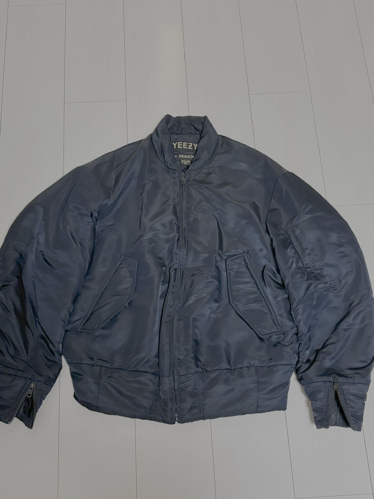 〈2e5TtL 〉YEEZY SEASON 1 MA-1ジャケット yeezy season 1 bomber jacket MA-1 ジャケットの通販 by