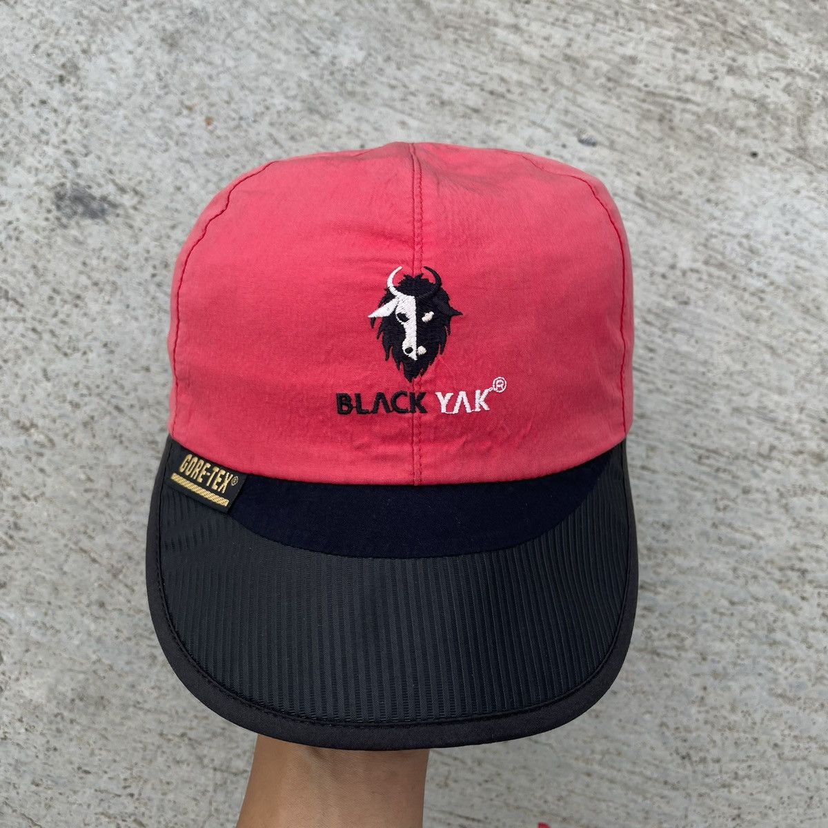 image of Black Yak Flexible Visor Hat in Red Black, Men's