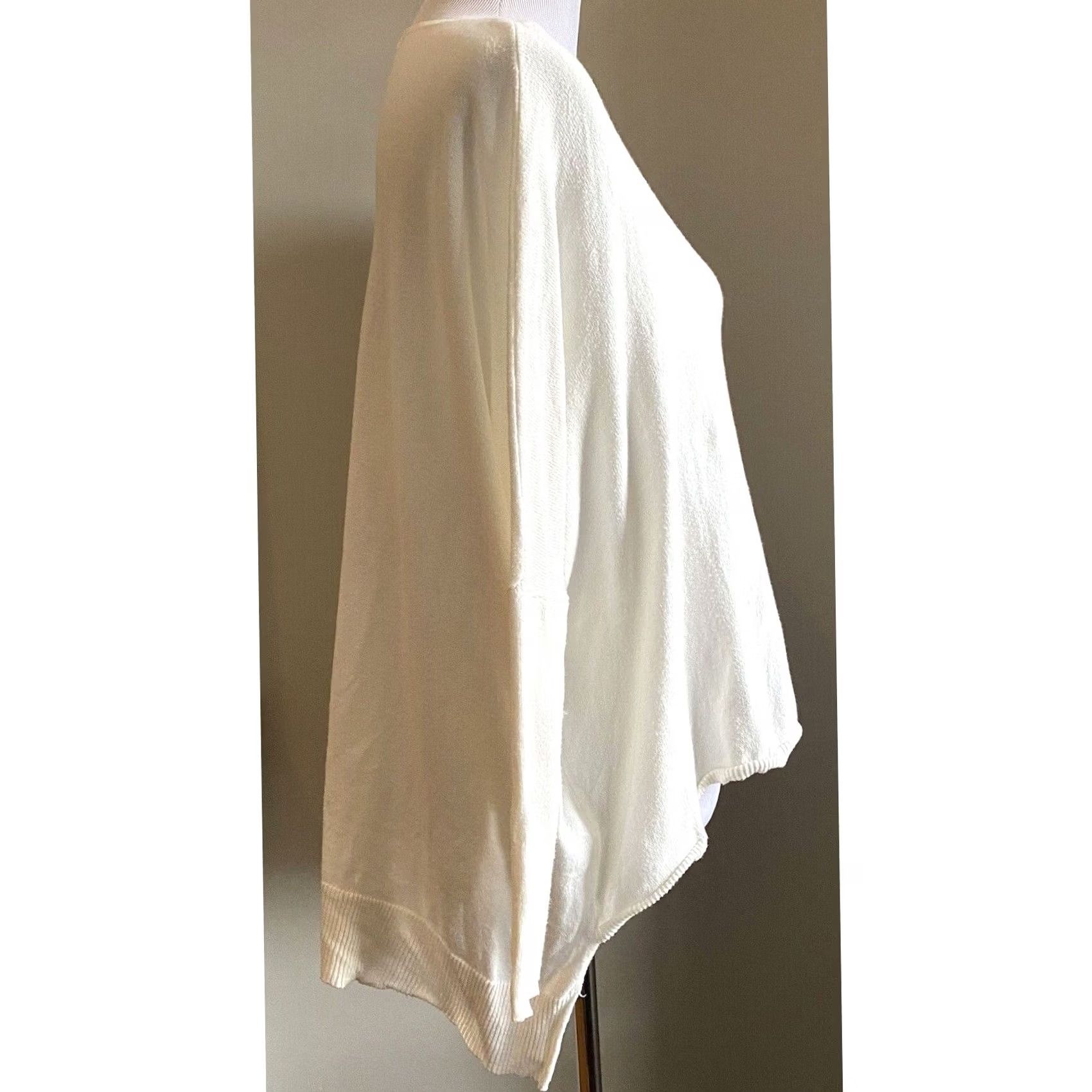 Vintage Fresh Produce Ivory Sweater Cotton Blend Boxy Lightweight High Low XS/S Women’s Crew Neck Pullover Knit Solid All Seasons Ladies Womens Size XS / US 0-2 / IT 36-38 - 5 Thumbnail