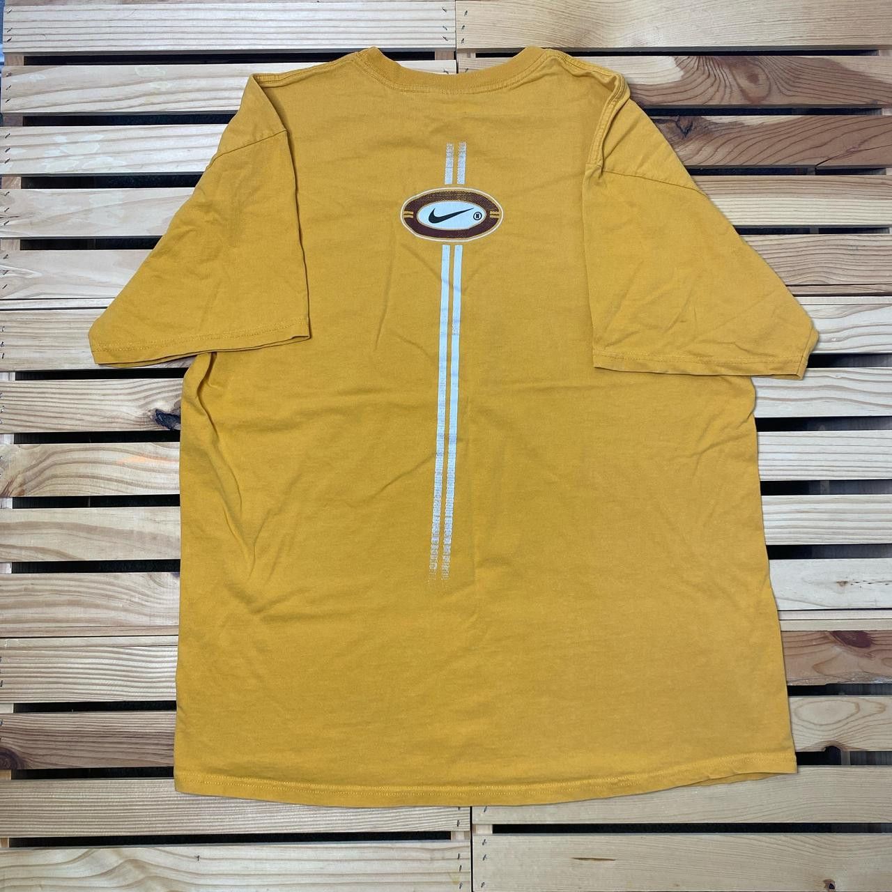 Nike Vintage Nike Yellow Tee Size Large Size US L / EU 52-54 / 3 - 2 Thumbnail