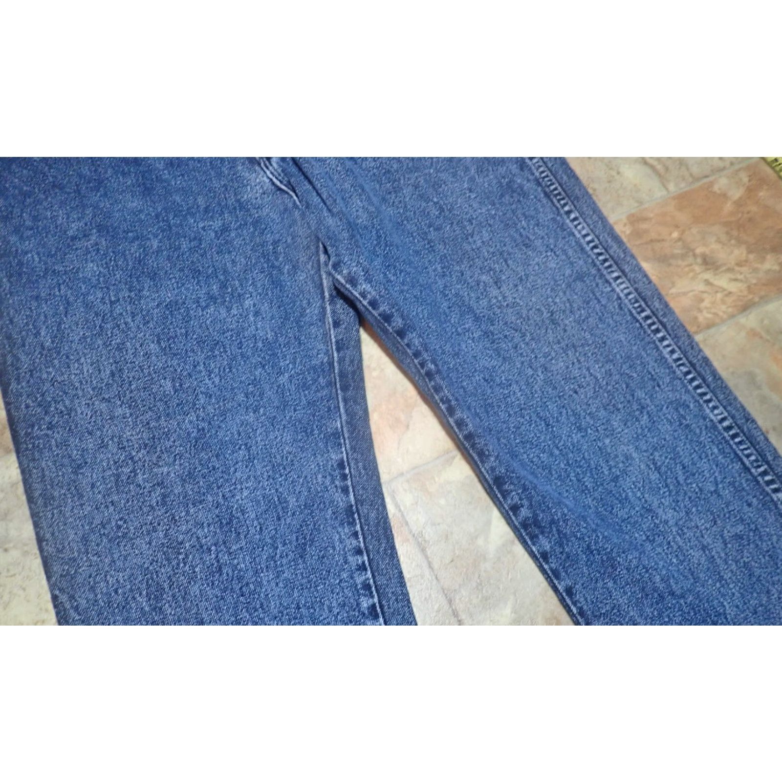 Wrangler VINTAGE Wrangler 13MWZ Bootcut Jeans Adult 38x34 Blue Acid Wash 90s Mens Size US 38 / EU 54 - 7 Thumbnail