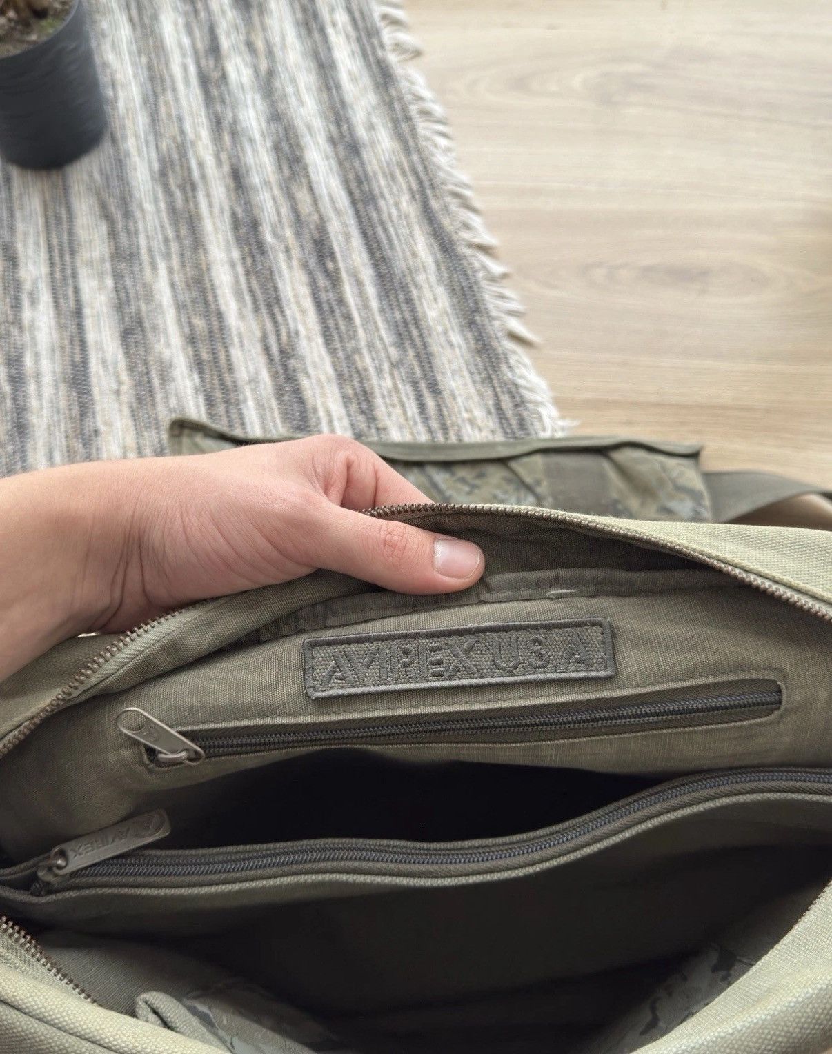 Avirex VINTAGE AVIREX USA ARCHIVE ARMY CROSSBODY SHOULDER BAG MEN Size ONE SIZE - 10 Thumbnail