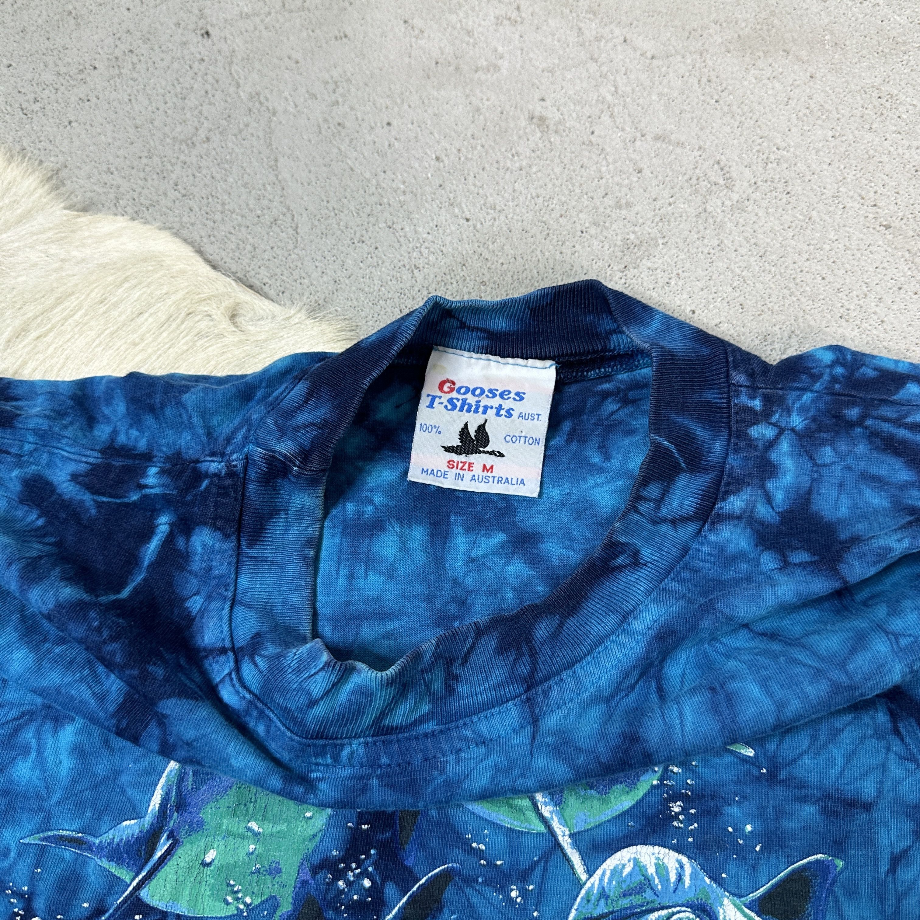 Vintage Vintage Tie-Dye Dolphins 90s T-Shirt Size US M / EU 48-50 / 2 - 4 Thumbnail