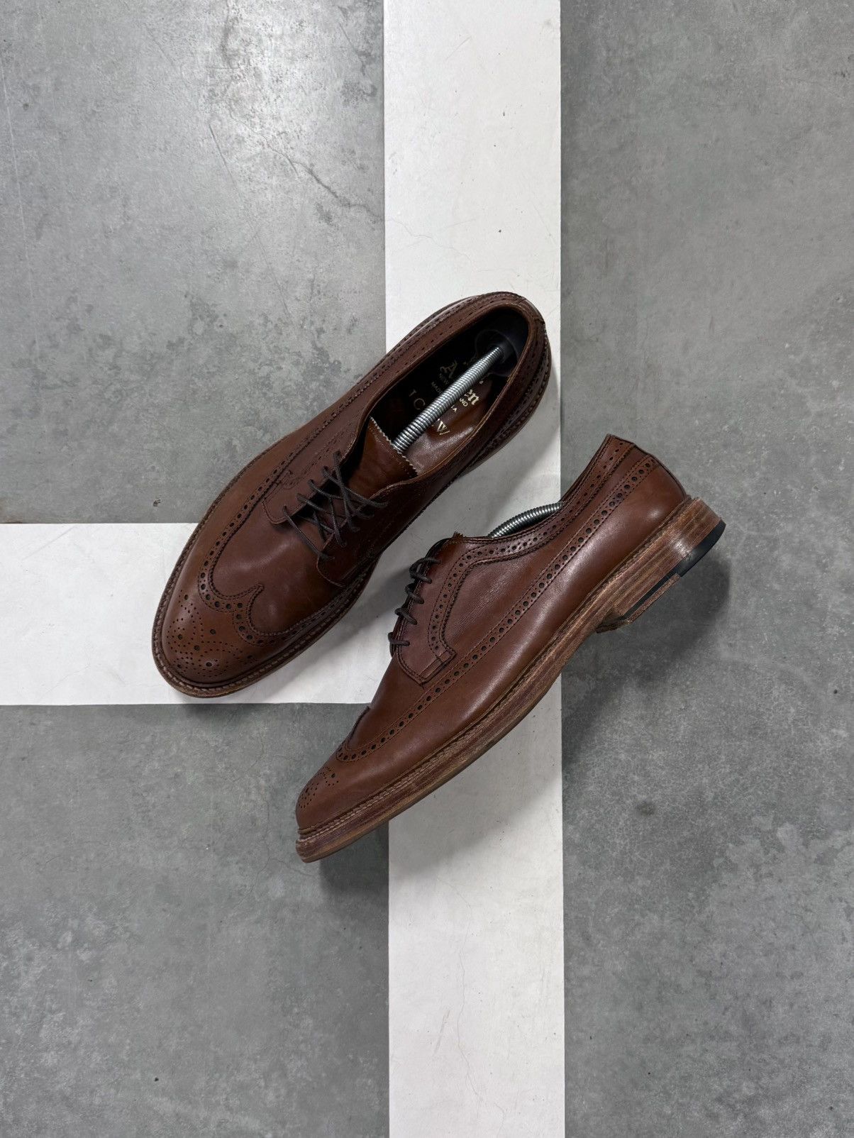 Alden Alden for J. Crew Longwing Blucher Dress Shoes | US 11 Size US 11 / EU 44 - 2 Thumbnail
