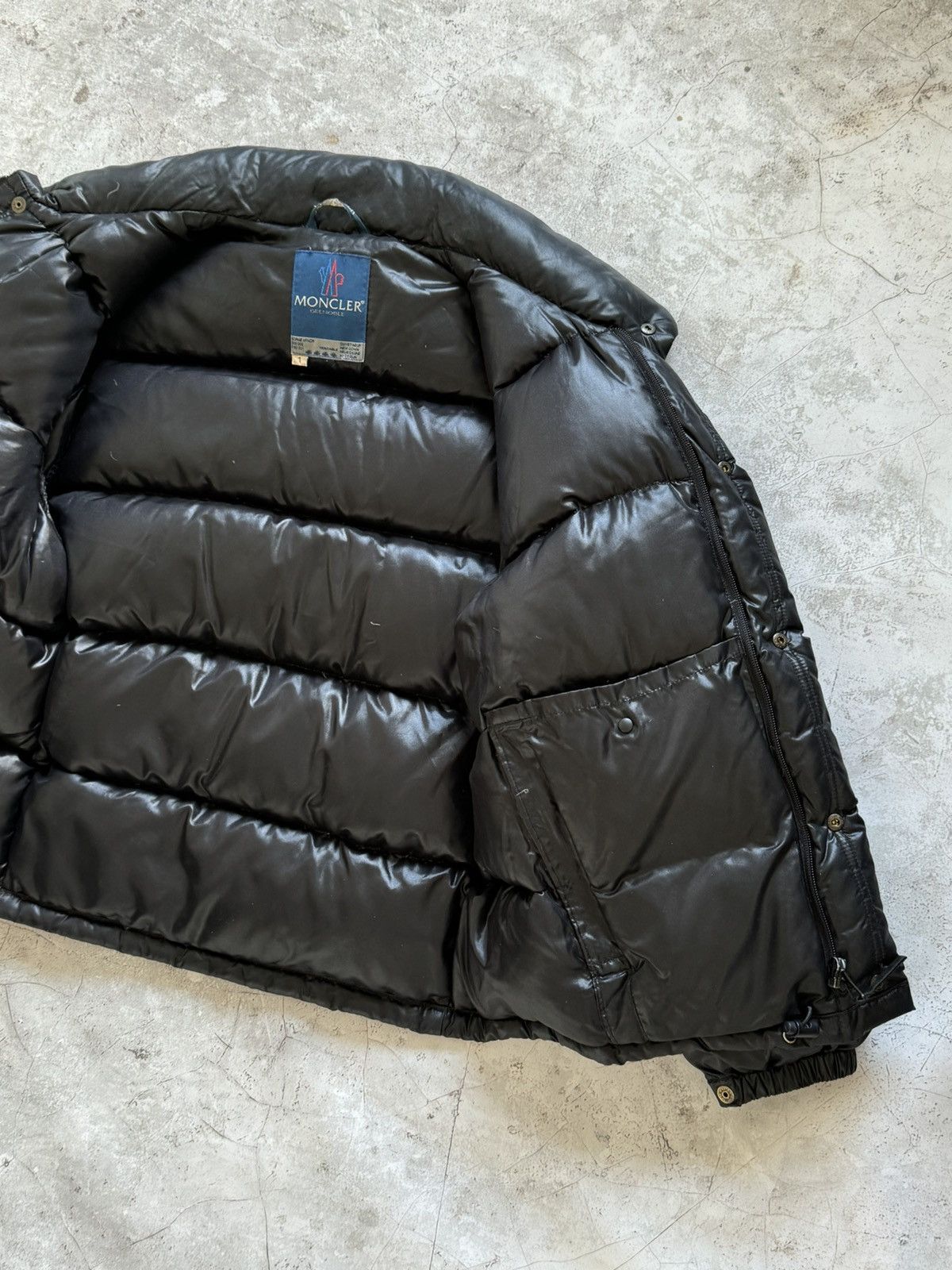 Moncler Moncler Grenoble vintage black puffer jacket Size US S / EU 44-46 / 1 - 5 Thumbnail