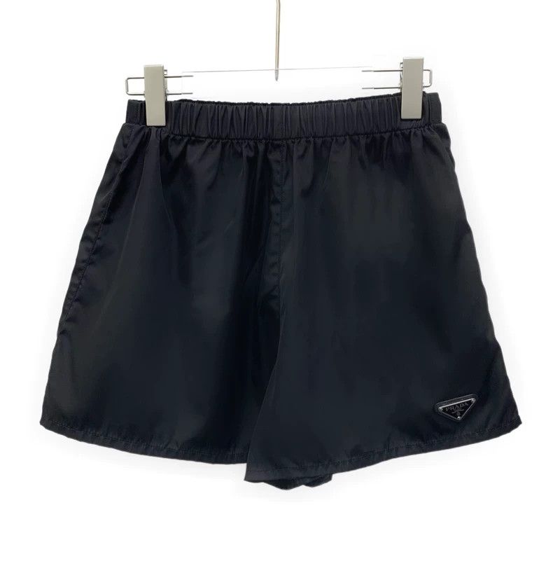 パンツ M size training shorts PRADA authentic Prada Shorts Size 48 IT: Refined Style