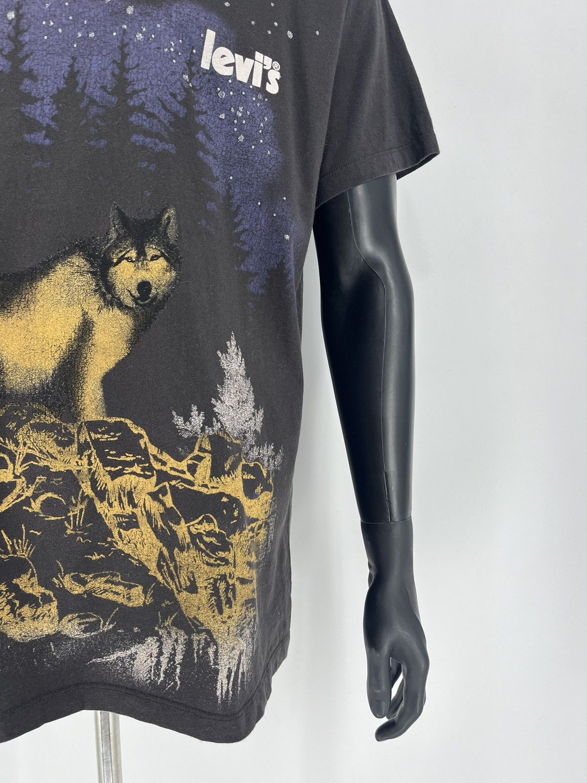 Levi's × Vintage Vintage Levi’s Wolf T-Shirt Nature Tee Boxy Size US S / EU 44-46 / 1 - 8 Thumbnail