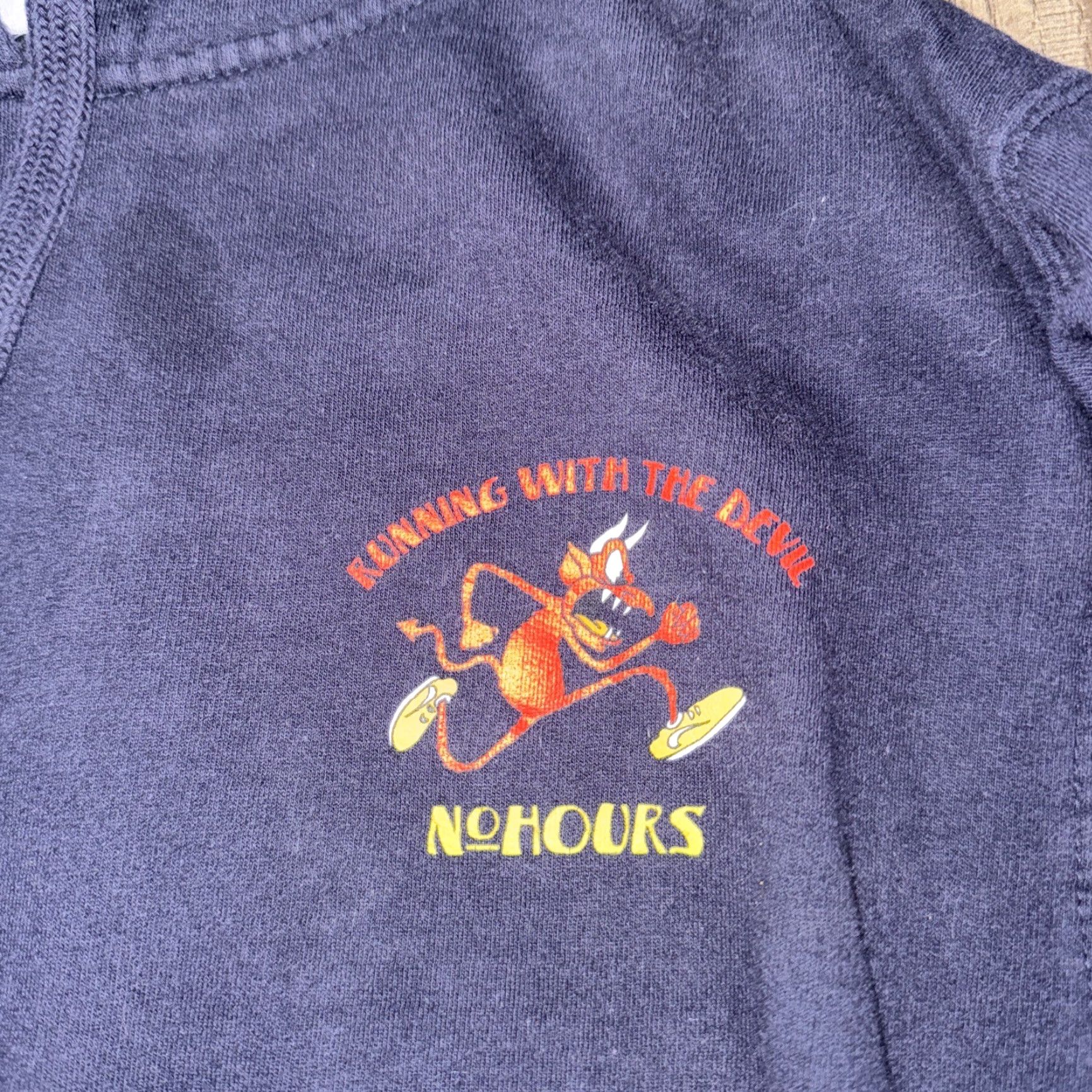 Vintage No Hours Runner Graphic Hoodie Sweatshirt Black Small Mens Pullover Cartoon Devil Running 18x25 Size S Size US S / EU 44-46 / 1 - 3 Thumbnail