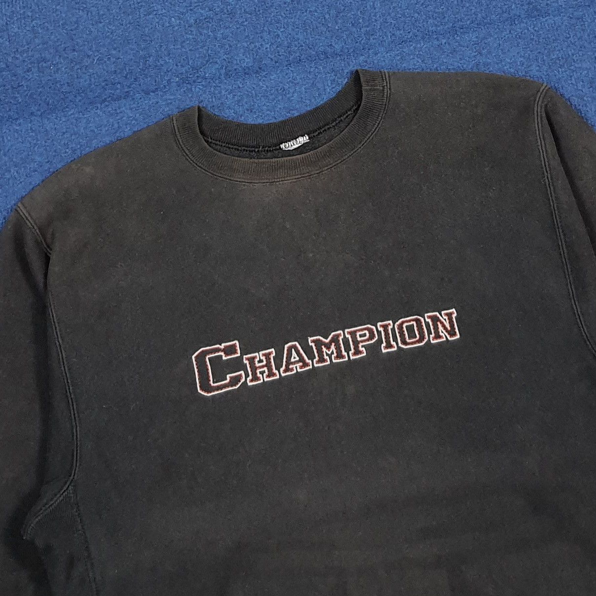 Champion Vintage Champion Black Hoodie Sweatshirt C292N19 Size US M / EU 48-50 / 2 - 2 Thumbnail