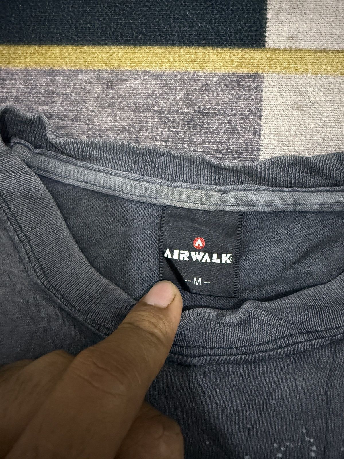 Other AIRWALK FEDED IFSIX STYLE SHIRT Size US M / EU 48-50 / 2 - 6 Thumbnail