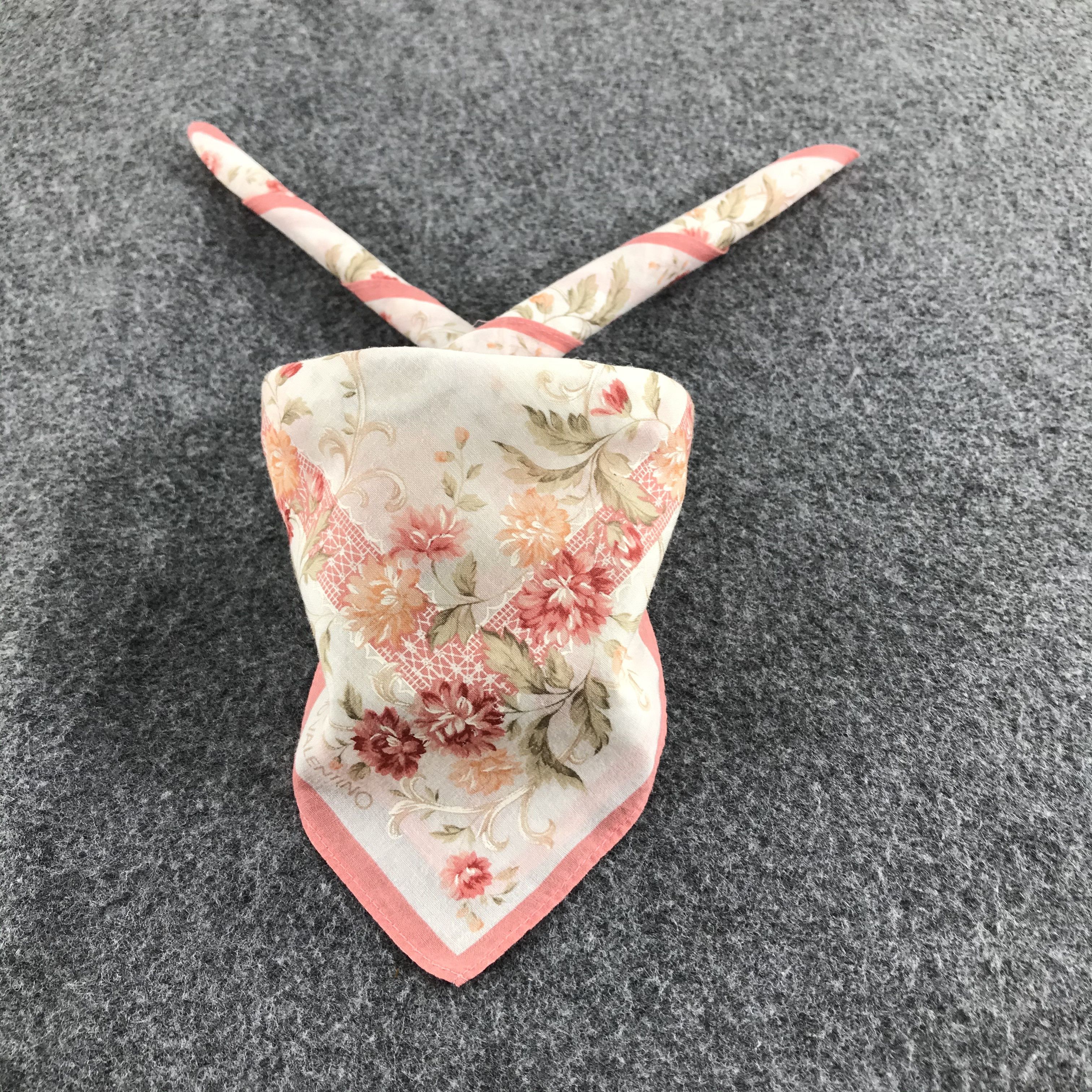 Mario Valentino Mario Valentino Handkerchief Neckerchief Bandana H1263 Size ONE SIZE - 1 Thumbnail