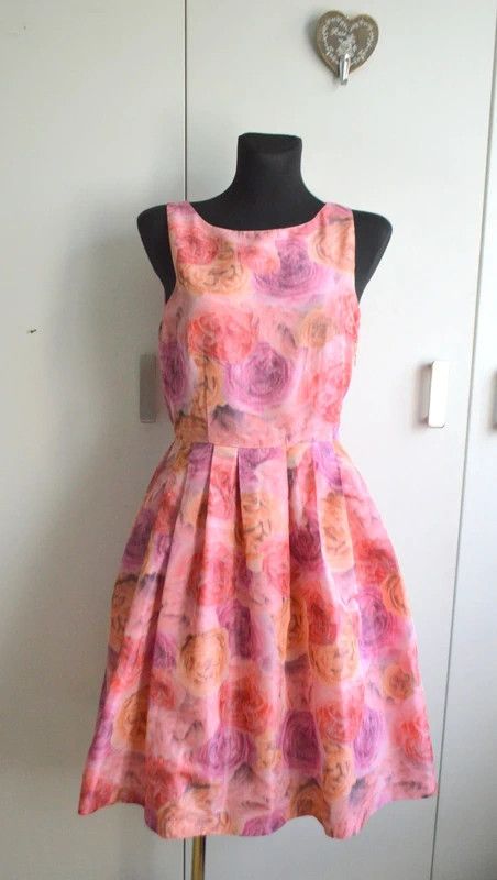 Other Stunning floral print silk dress with pockets in S/M Size S / US 4 / IT 40 - 1 Thumbnail