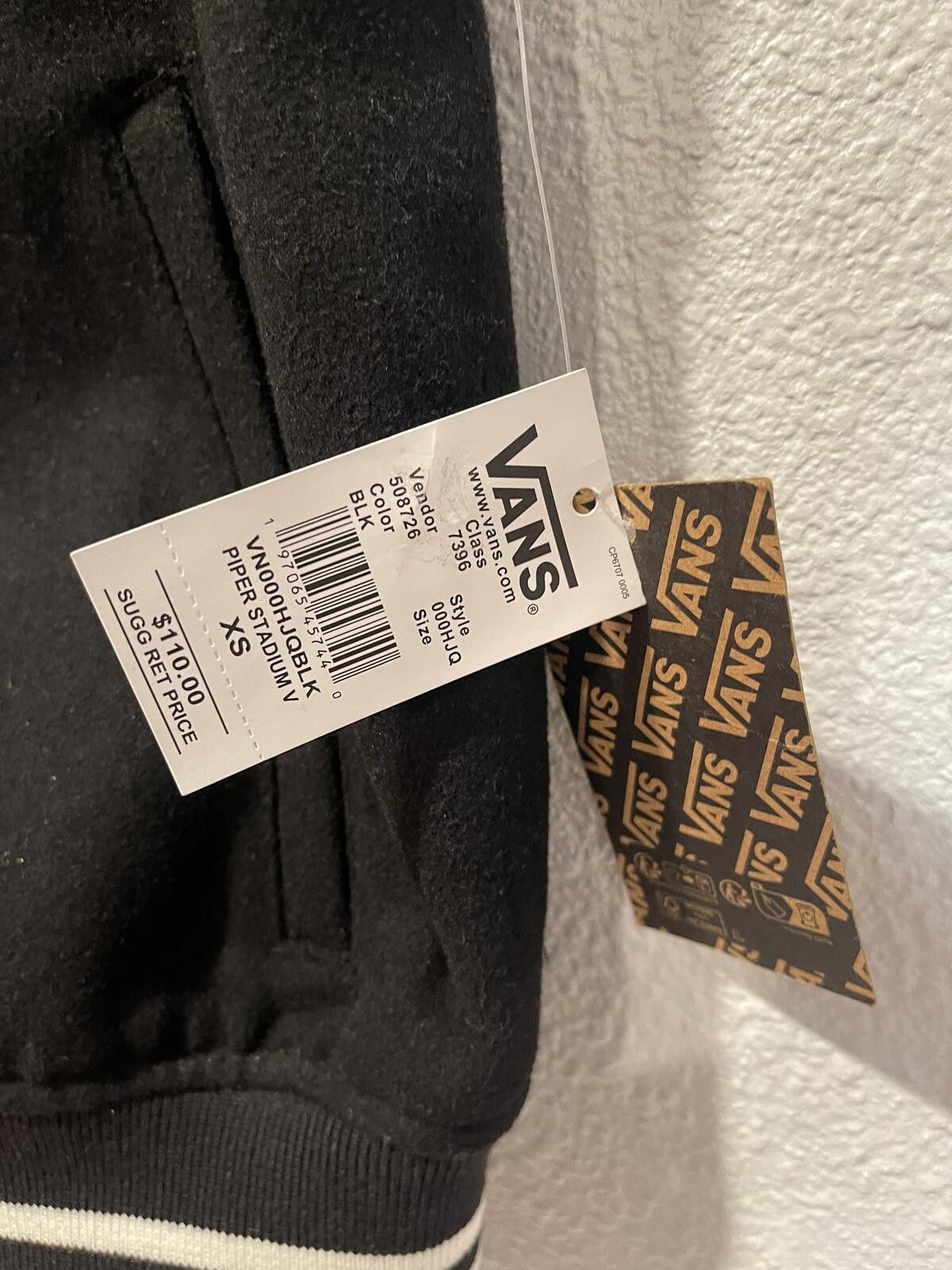 Vans Vans Black Sleeveless Varsity Jacket Vest X-Small Size XS / US 0-2 / IT 36-38 - 4 Thumbnail