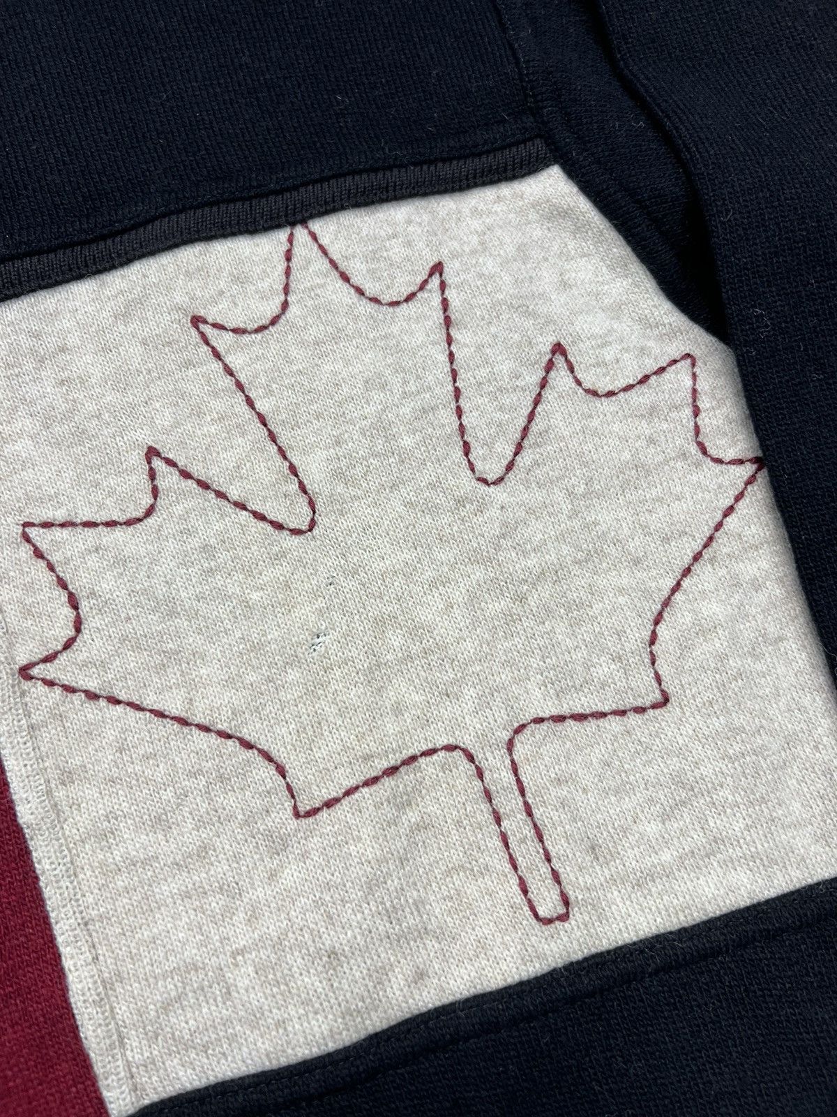 Carlo Colucci Sweater Carlo Colucci Canada Leaf New Collection Size US XL / EU 56 / 4 - 5 Thumbnail