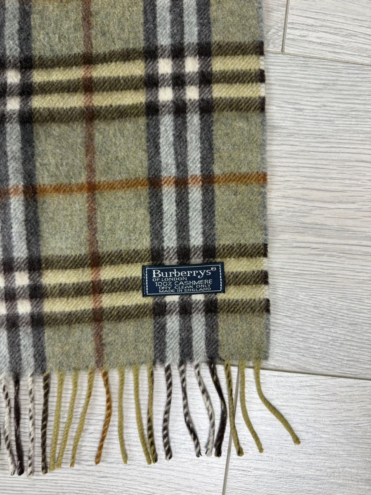 Burberry Burberry Nova Check cashmere Scarf Size ONE SIZE - 2 Thumbnail
