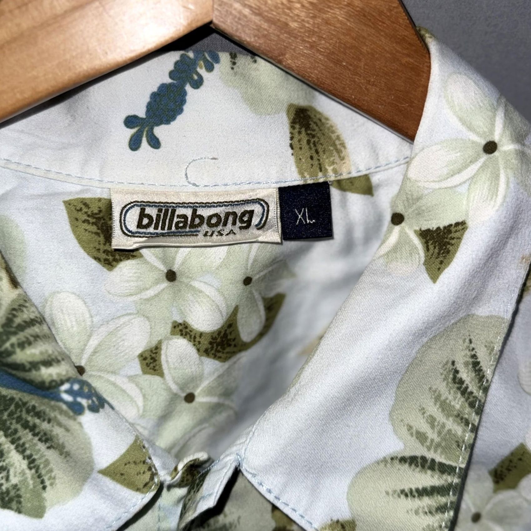 Billabong Billabong Shirt Mens XL White Green Hawaiian Aloha Floral Button Down Pocket Size US XL / EU 56 / 4 - 4 Thumbnail