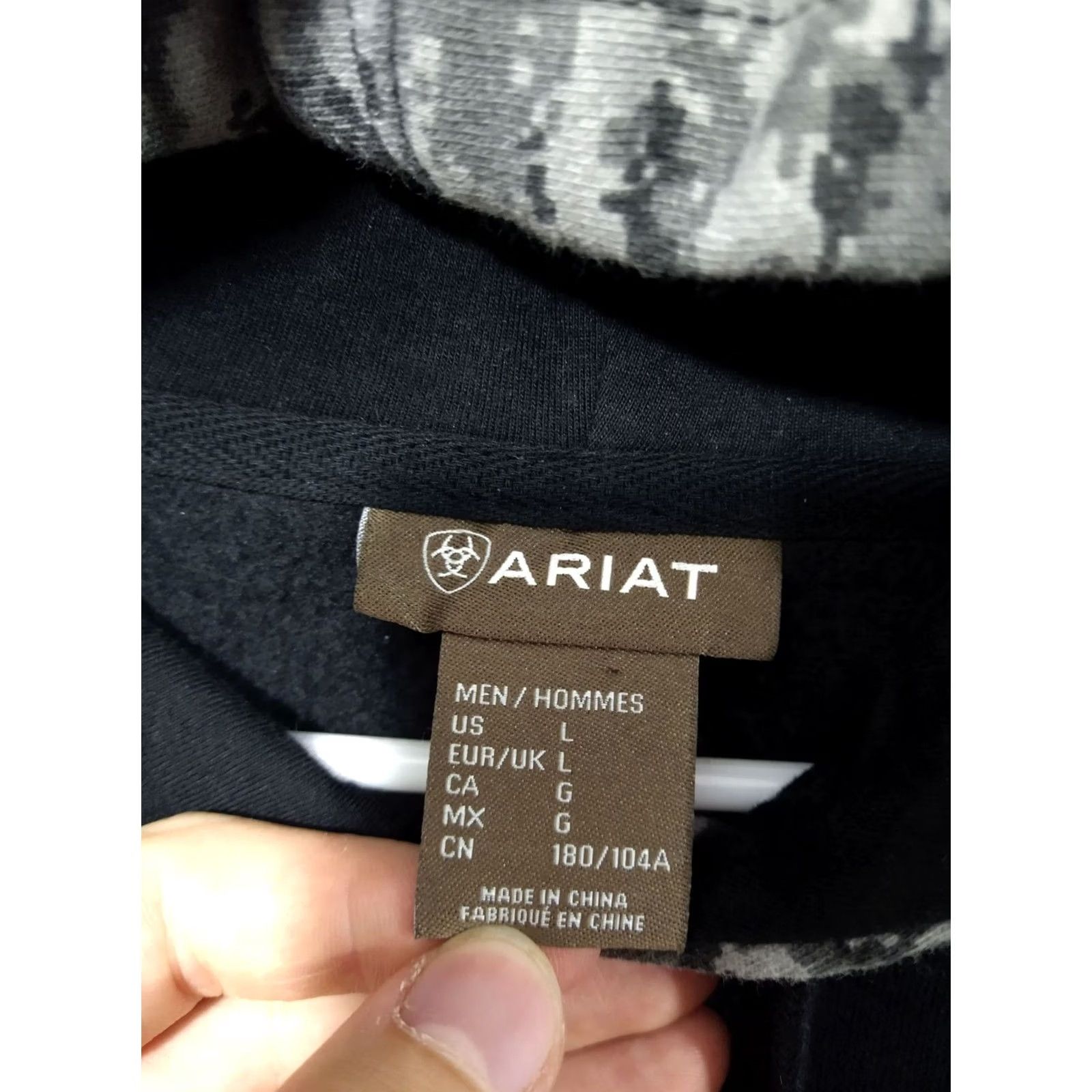 Ariat Ariat Hoodie Mens Large Black Digital Camo Patriot Pullover Flag Sweatshirt Size US L / EU 52-54 / 3 - 5 Thumbnail