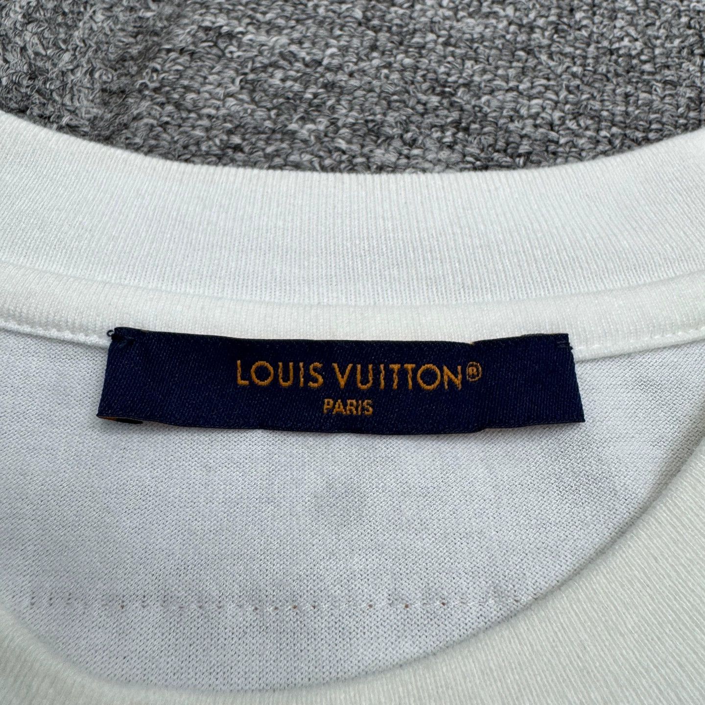 Louis Vuitton LV Peace Dove Short Sleeve Tee M Size US M / EU 48-50 / 2 - 2 Thumbnail