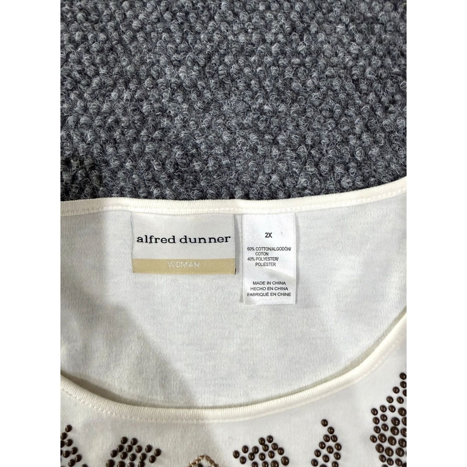 Vintage Alfred Dunner Blouse Womens 2X White Beaded Embroidered Knit Scoop Neck Pullover Casual Sleeve Size XXL / US 16-18 / IT 52-54 - 4 Thumbnail
