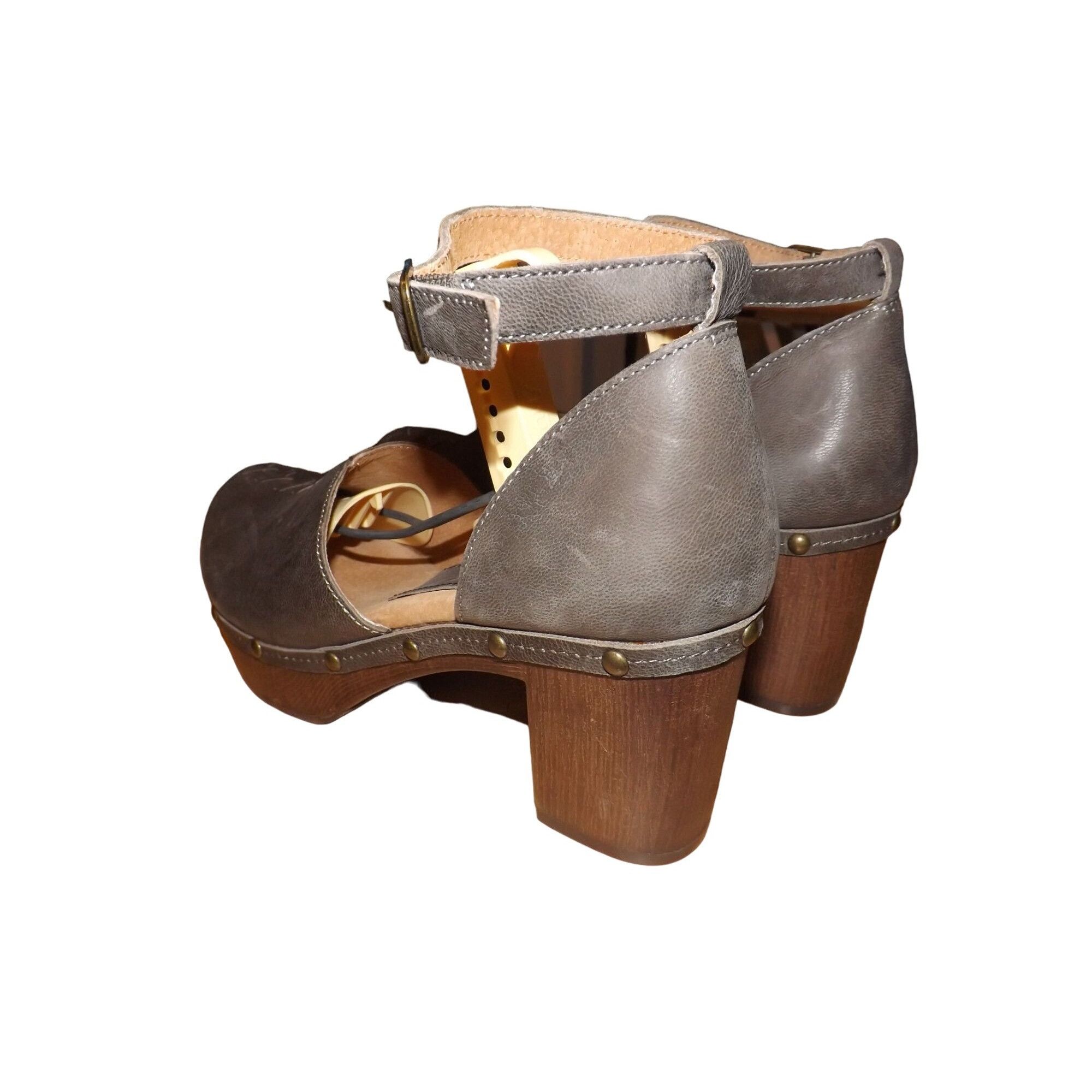 Other Sbicca Donerail Block Heels Women Sz 11 Leather Studded Stra Size US 11 / IT 41 - 2 Thumbnail