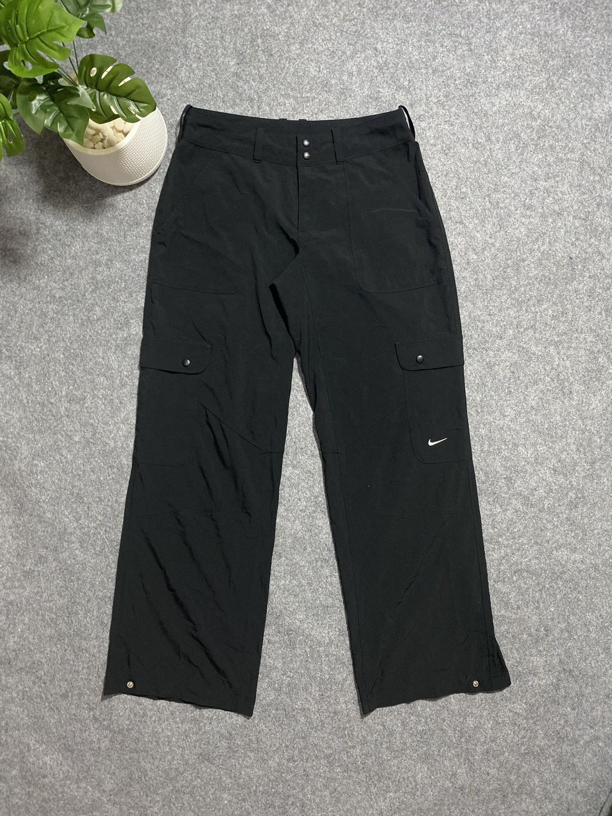 Nike Vintage Y2K Nike Cargo Nylon Pants Fit Drill 00s Swoosh Size US 28 / EU 44 - 2 Thumbnail