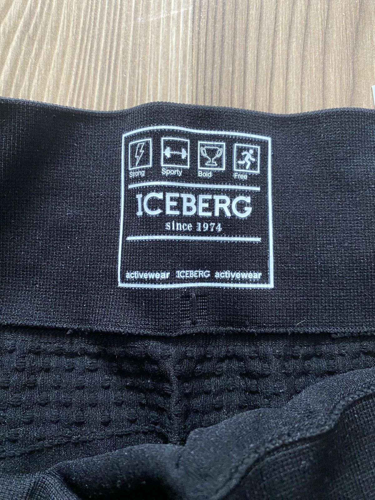 Iceberg New ICEBERG Black Seamless Logo Biker Shorts - Size S - NWT Size 27" / US 4 / IT 40 - 3 Thumbnail
