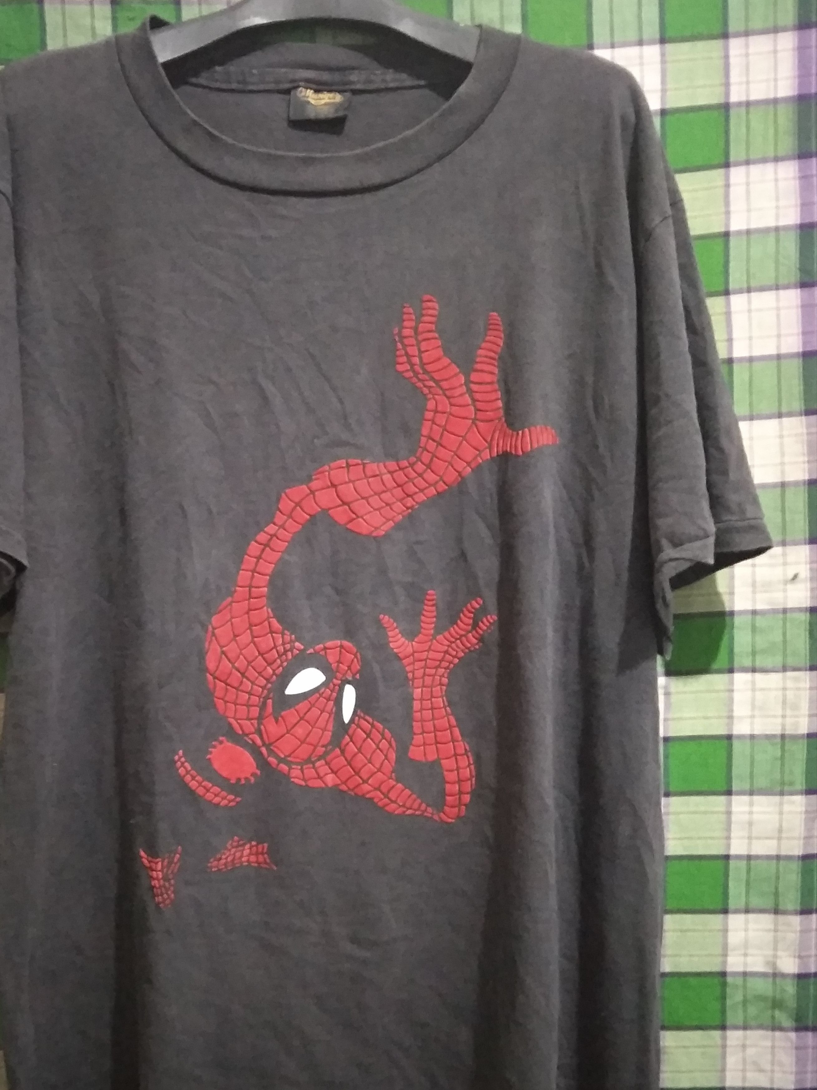 Marvel Comics × Vintage Vintage 90s SpiderMan w/ flocked graphic RARE Size US L / EU 52-54 / 3 - 2 Thumbnail