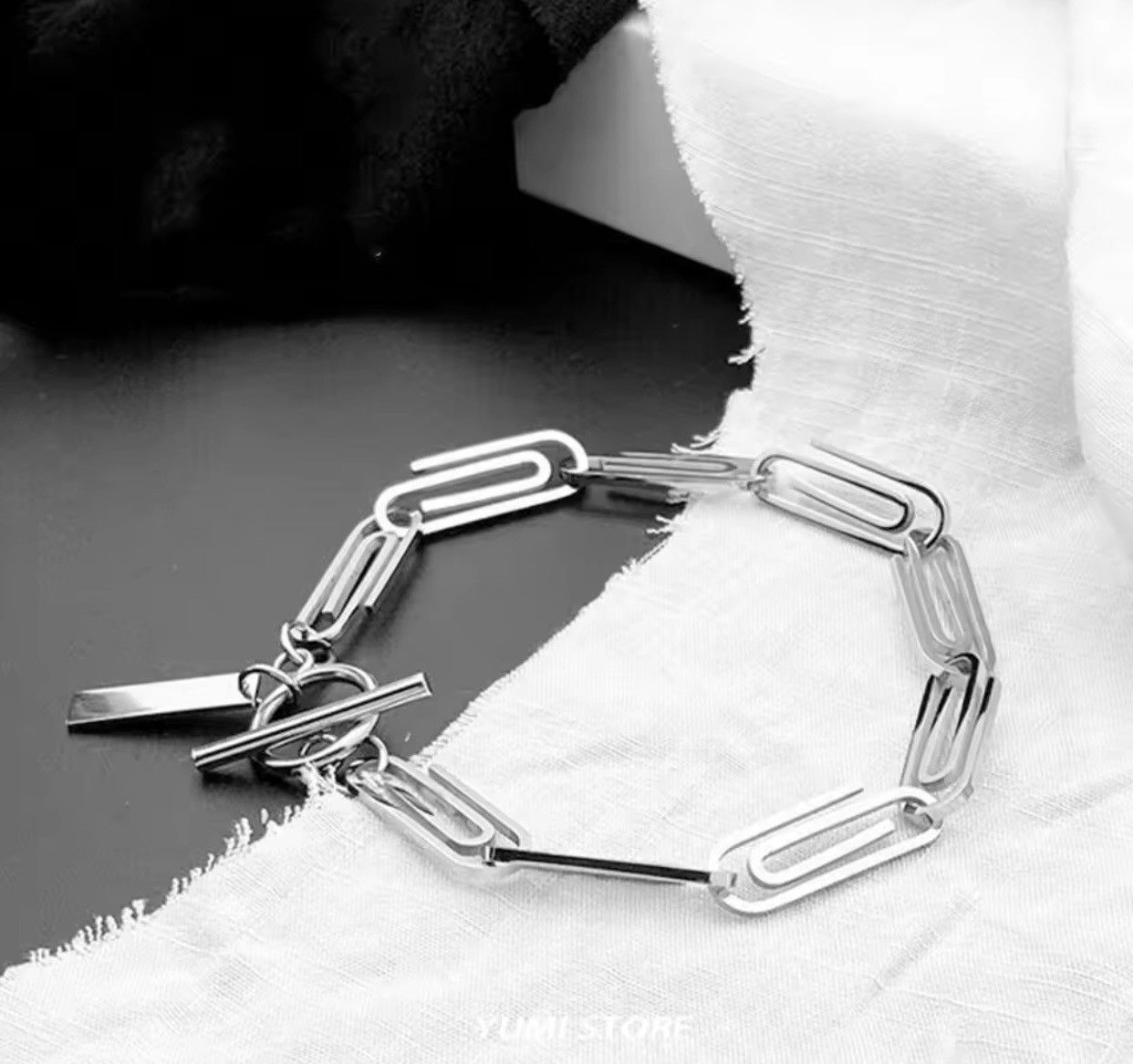Jewelry × Vintage Paper Clip Bracelet Size ONE SIZE - 5 Thumbnail