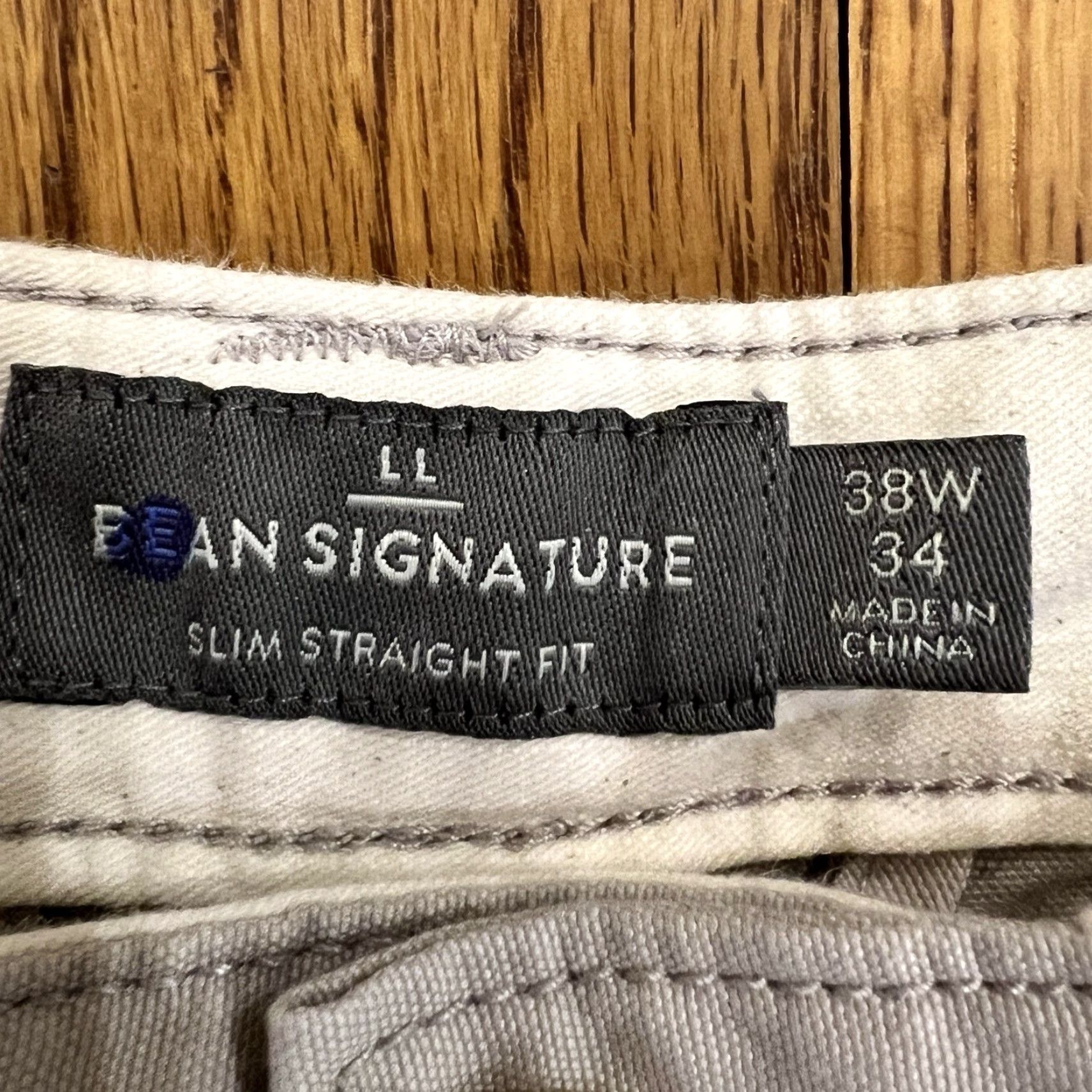 Vintage L.L. Bean Men's Signature Slim Straight Fit Chino Pants Khaki Beige Cotton Size 38x34 Mens Slim Straight Chino Pants 38 Beig e? Size US 38 / EU 54 - 5 Thumbnail