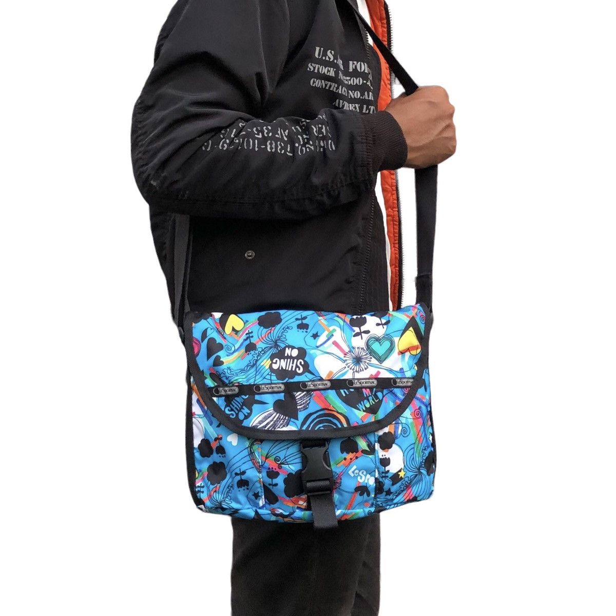 LeSportsac Authentic LeSportsac Classic Hobo Cross Body Bag Size ONE SIZE - 2 Thumbnail