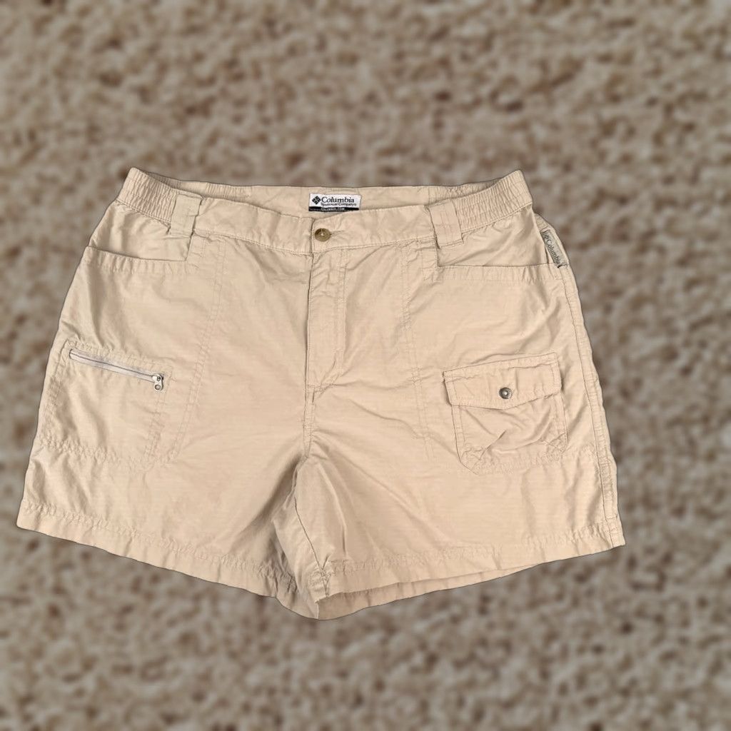 Vintage Columbia Shorts Women Large Beige Cargo Elastic Waist Cotton Nylon Blend 34x5 Cargo Pocket Logo 5 in Inseam Regular Vintage No Size 36" / US 14 / IT 50 - 1 Thumbnail