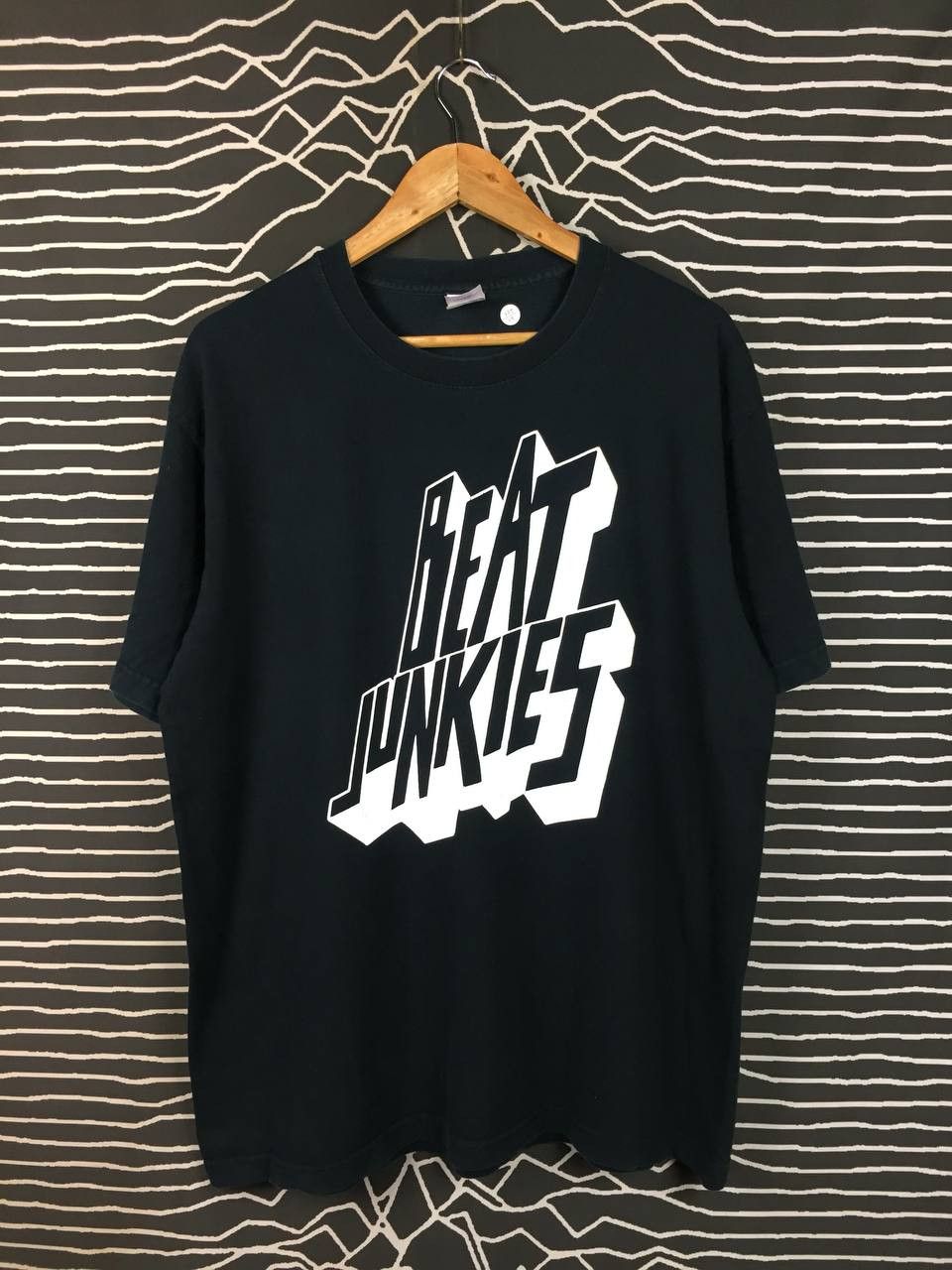 Rap Tees The Beat Junkies DJ J-Rocc Turntablism Hip Hop Tee Size US XL / EU 56 / 4 - 1 Thumbnail