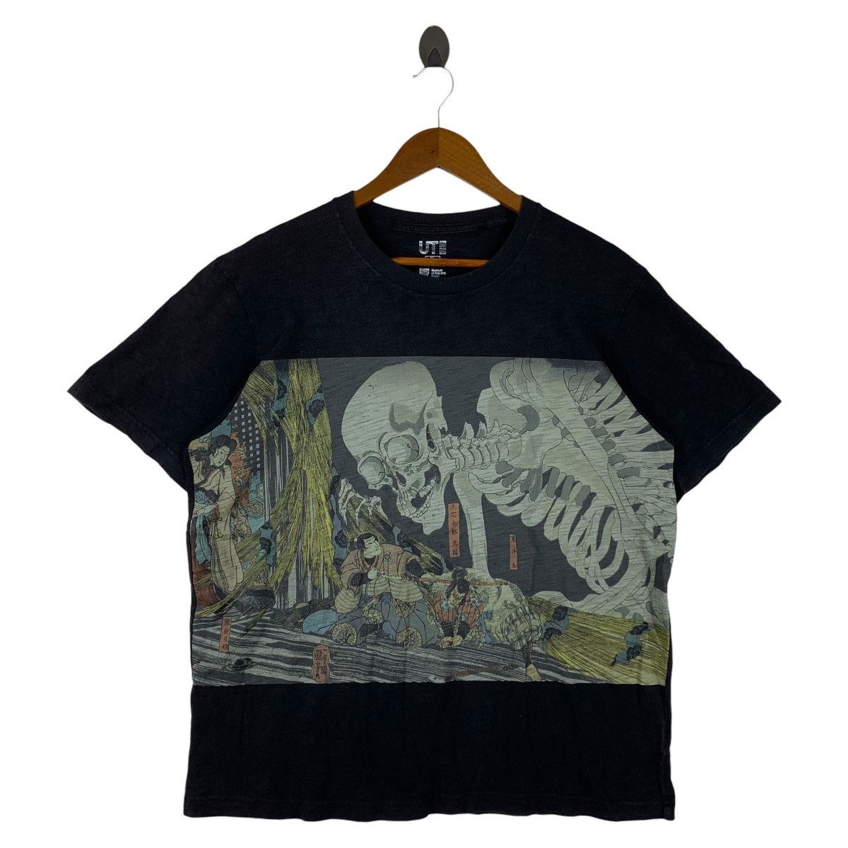 Uniqlo UniqloUT x MFA Boston Takiyasha Skeleton Spectre Graphic Tee Size US XL / EU 56 / 4 - 1 Thumbnail