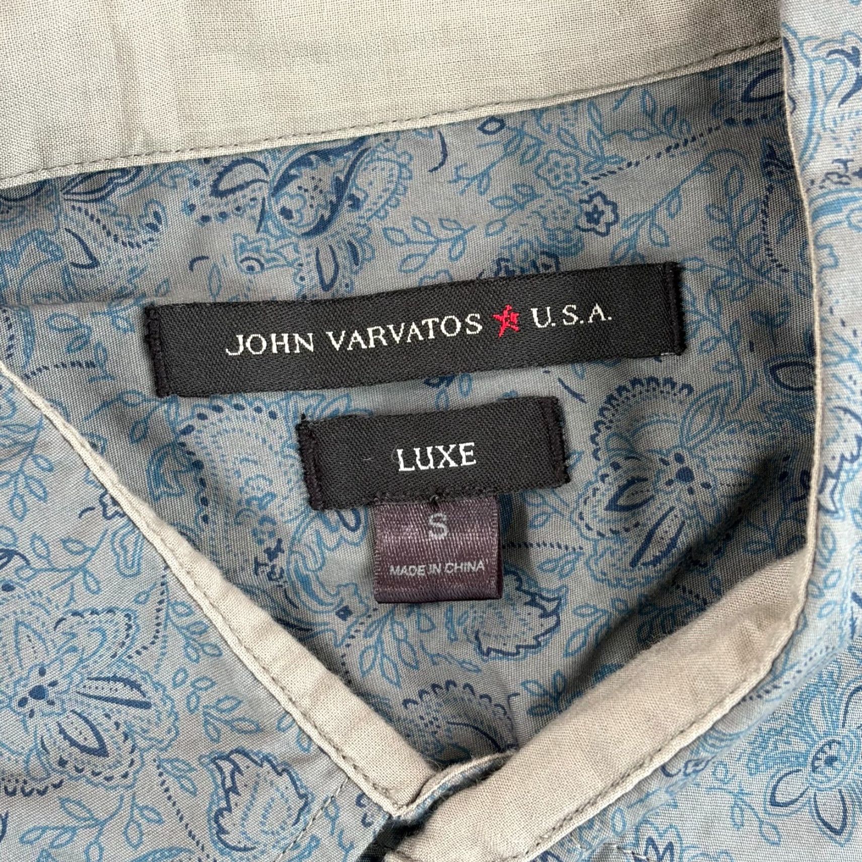John Varvatos John Varvatos USA Luxe Shirt Small Grey Blue Paisley AOP Short Sleeve Button-Up Mens Regular XS? Size US S / EU 44-46 / 1 - 2 Thumbnail