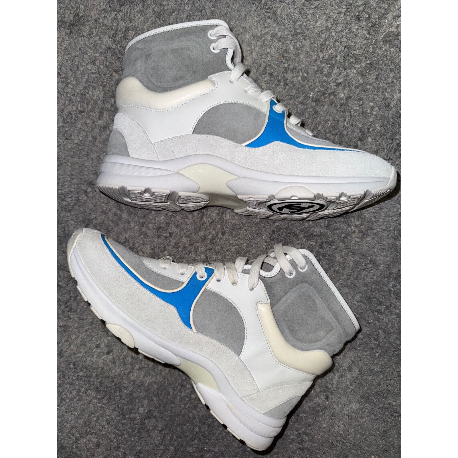 Chanel 18P CC Logo Lace Up Tie Flat Trainer High Top Sneaker 38 Size US 8 / IT 38 - 20 Thumbnail
