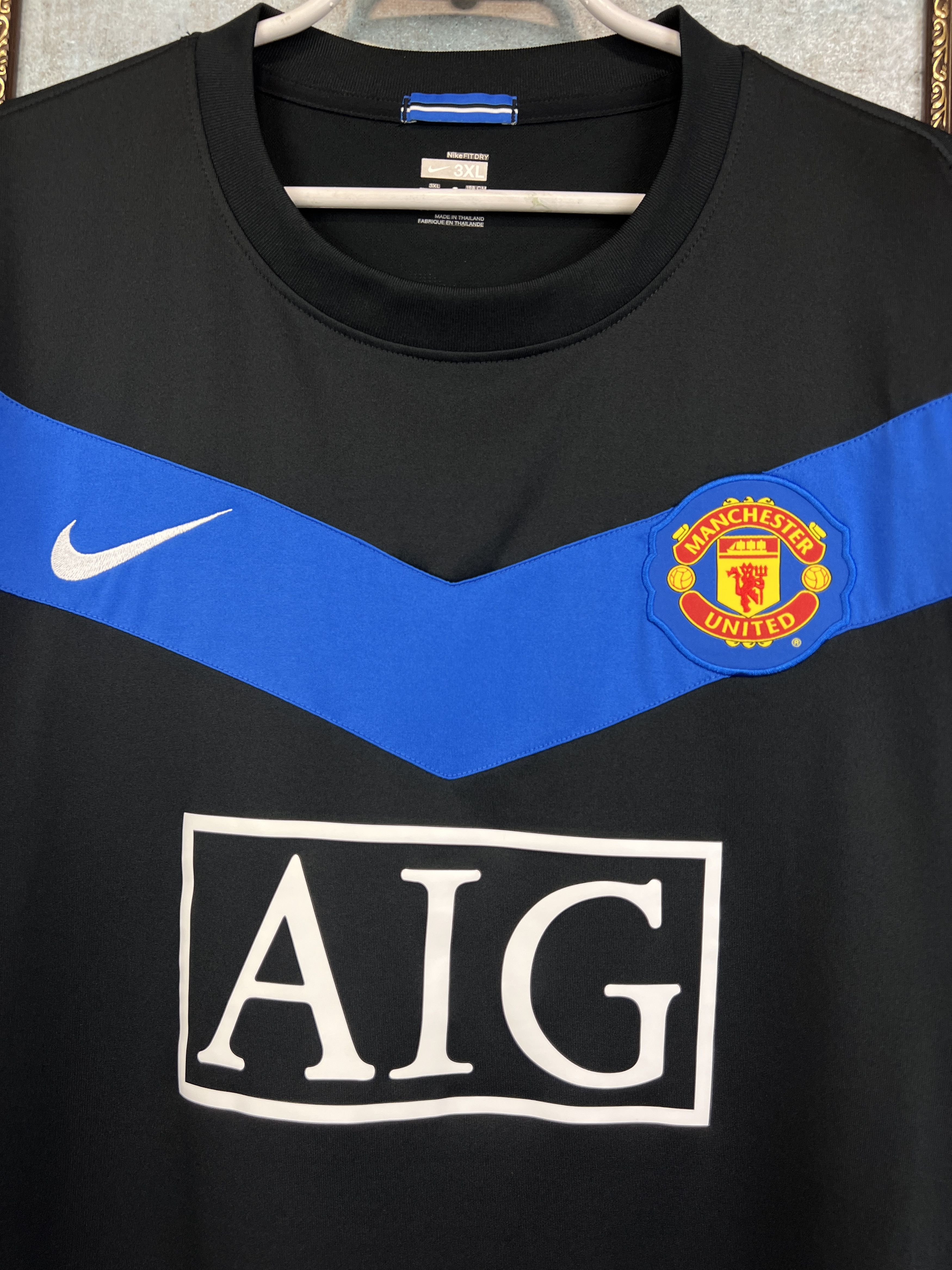 Nike Manchester United football shirt Carrick Long Sleeve Jersey Size US XXL / EU 58 / 5 - 4 Thumbnail