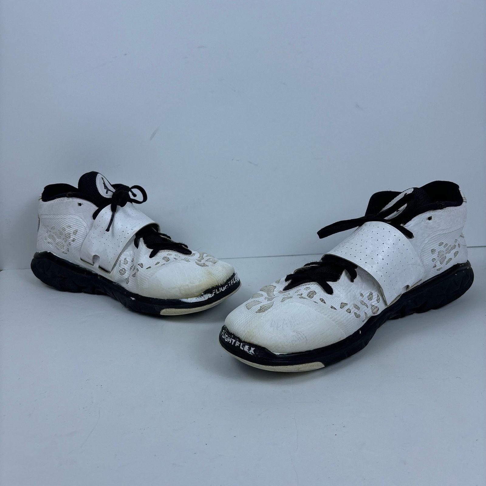 Jordan Brand Nike Jordan Flight Flex trainer 2 streetwear sneakers mns 11 Size US 11 / EU 44 - 4 Thumbnail