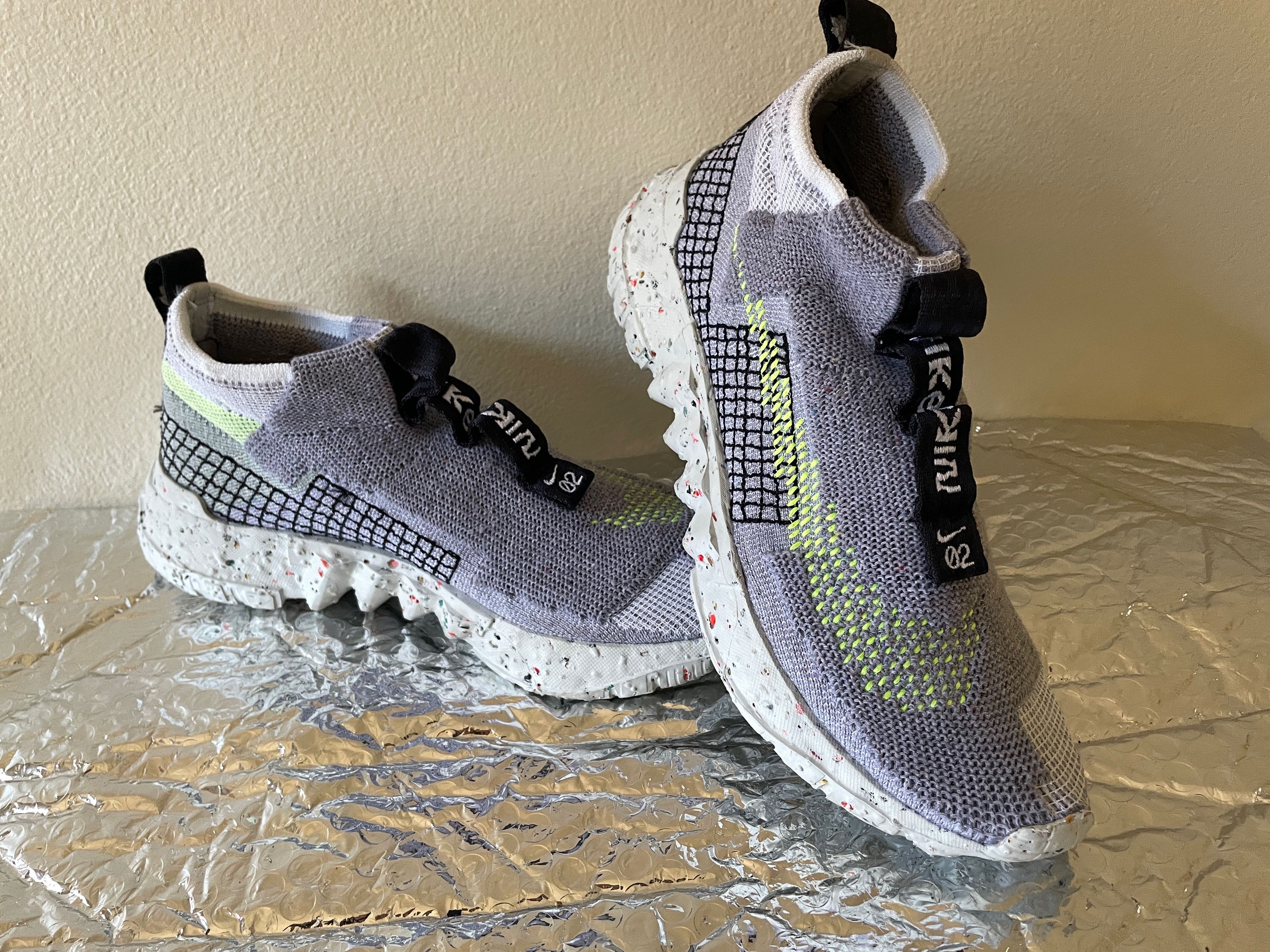Nike Space Hippie 02 Size US 7.5 / EU 40-41 - 2 Thumbnail