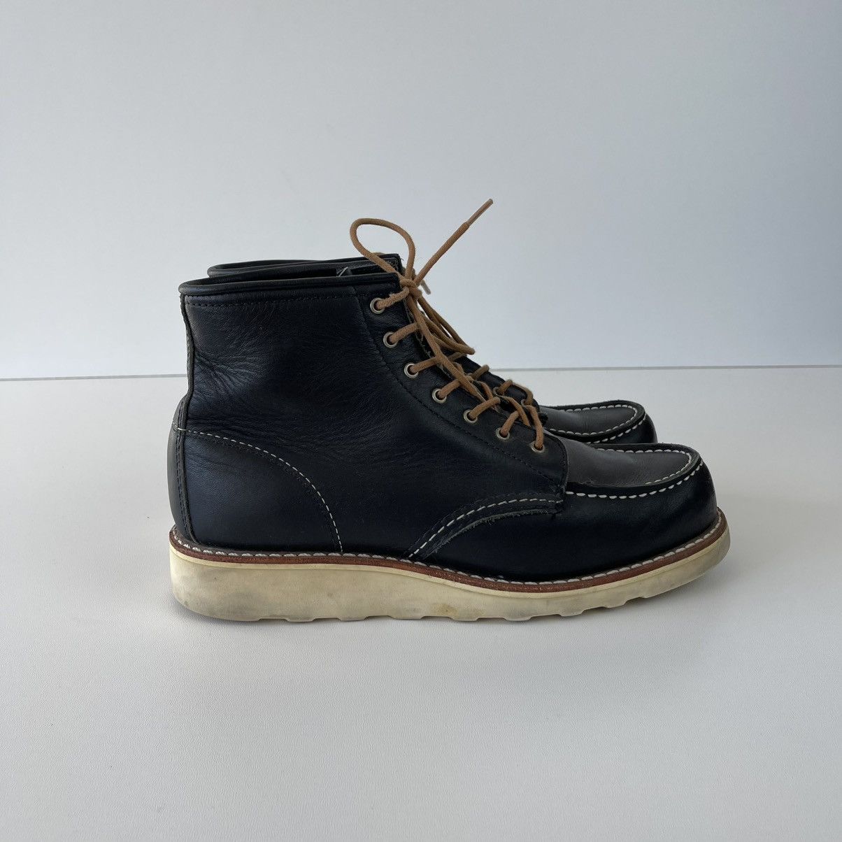 Red Wing Red Wing 3373 6” Moc Toe Classic Leather Boots Black Women’s Size US 8.5 / IT 38.5 - 4 Thumbnail