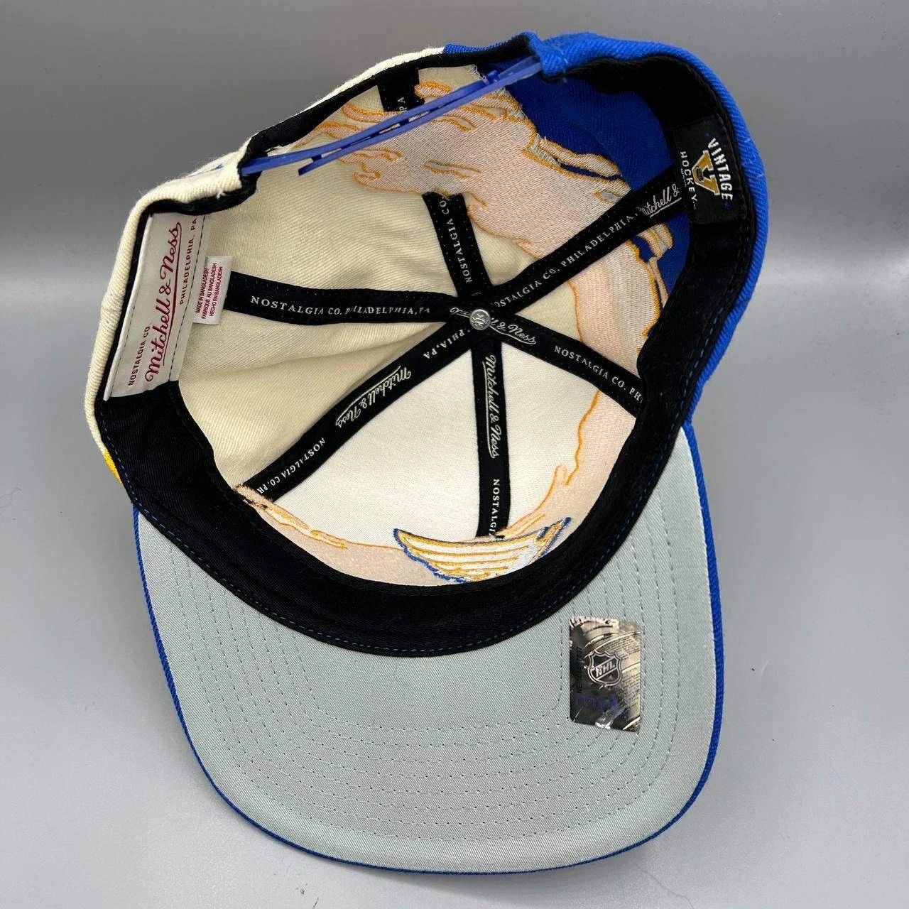 Mitchell & Ness St. Louis Blues Hat Men Blue Embroidered Snap Back Cap Wool Size ONE SIZE - 2 Thumbnail